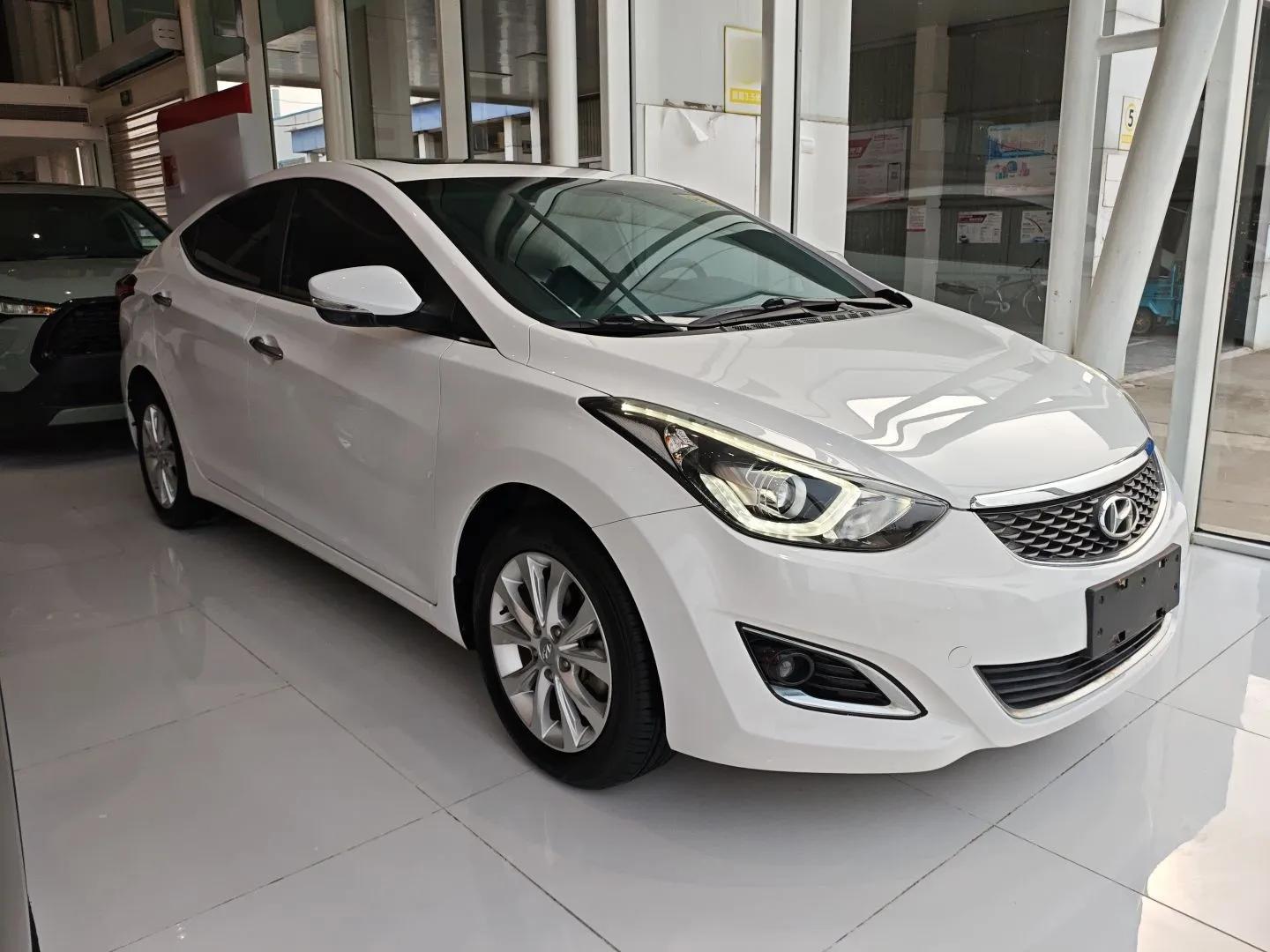 Hyundai Elantra (5th Generation / Langdong) 2016 1.6L Automatic Prestige Model — миниатюра 3