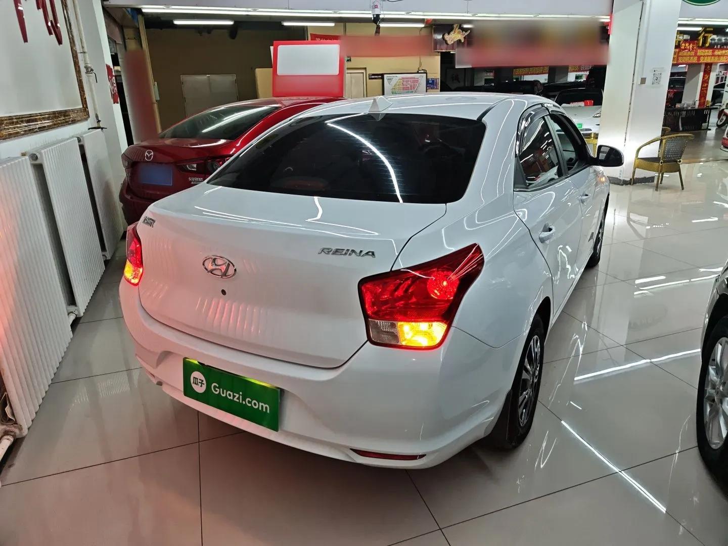 Hyundai Verna (older generation) 2020 1.4L Manual GL Refreshed Edition — миниатюра 4