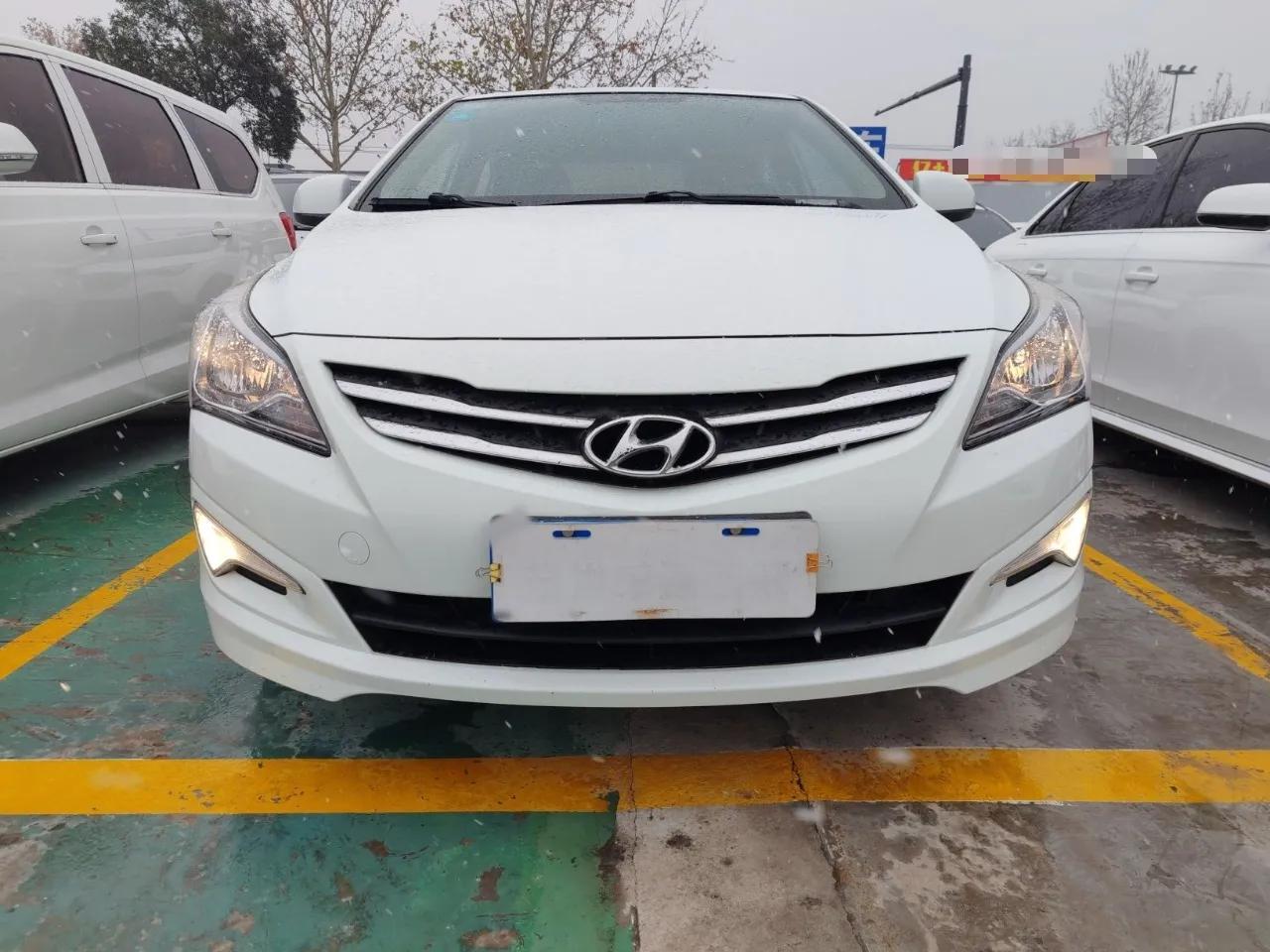 Hyundai Verna (older generation) 2016 1.4L Automatic Smart GLS — миниатюра 2