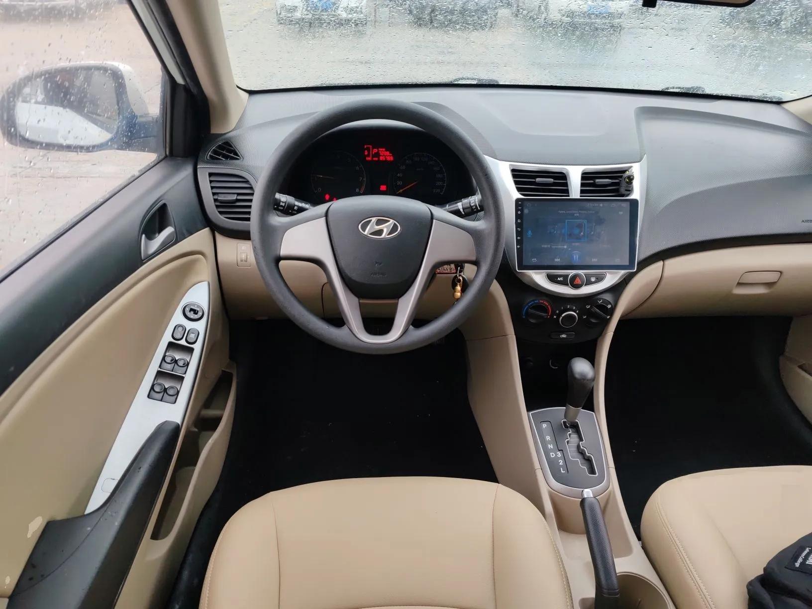 Hyundai Verna (older generation) 2016 1.4L Automatic Smart GLS — миниатюра 14