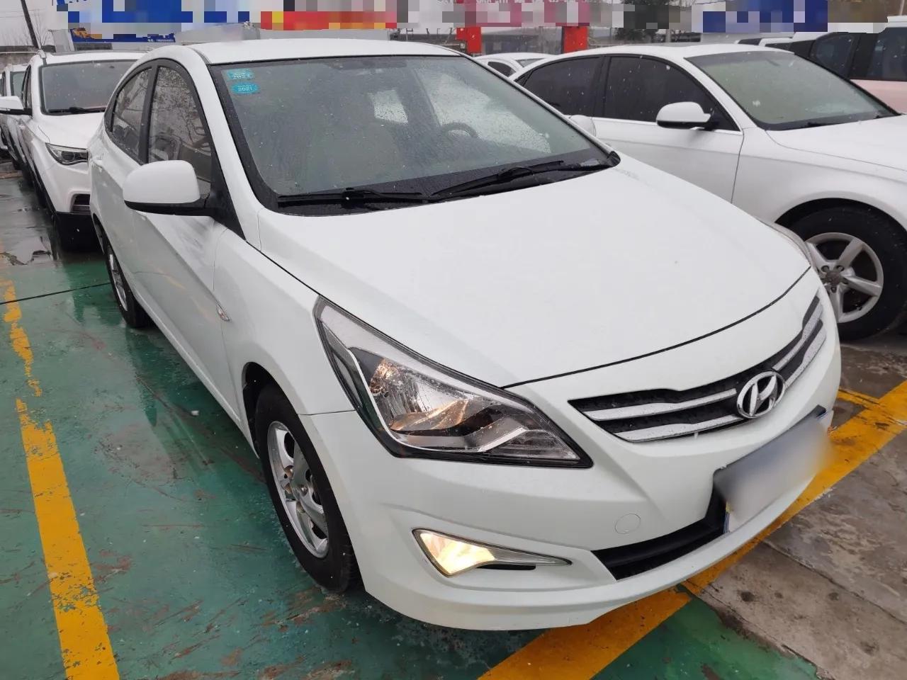Hyundai Verna (older generation) 2016 1.4L Automatic Smart GLS — миниатюра 3