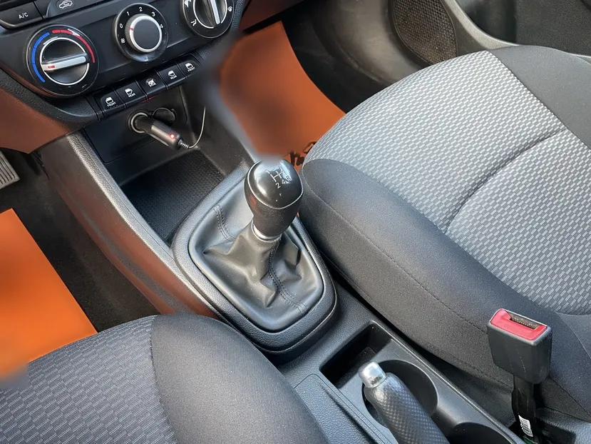 Hyundai Verna (older generation) 2017 1.4L Manual Refreshed Version China V Standard — миниатюра 18