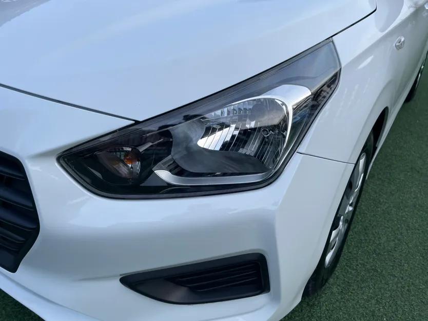 Hyundai Verna (older generation) 2017 1.4L Manual Refreshed Version China V Standard — миниатюра 9
