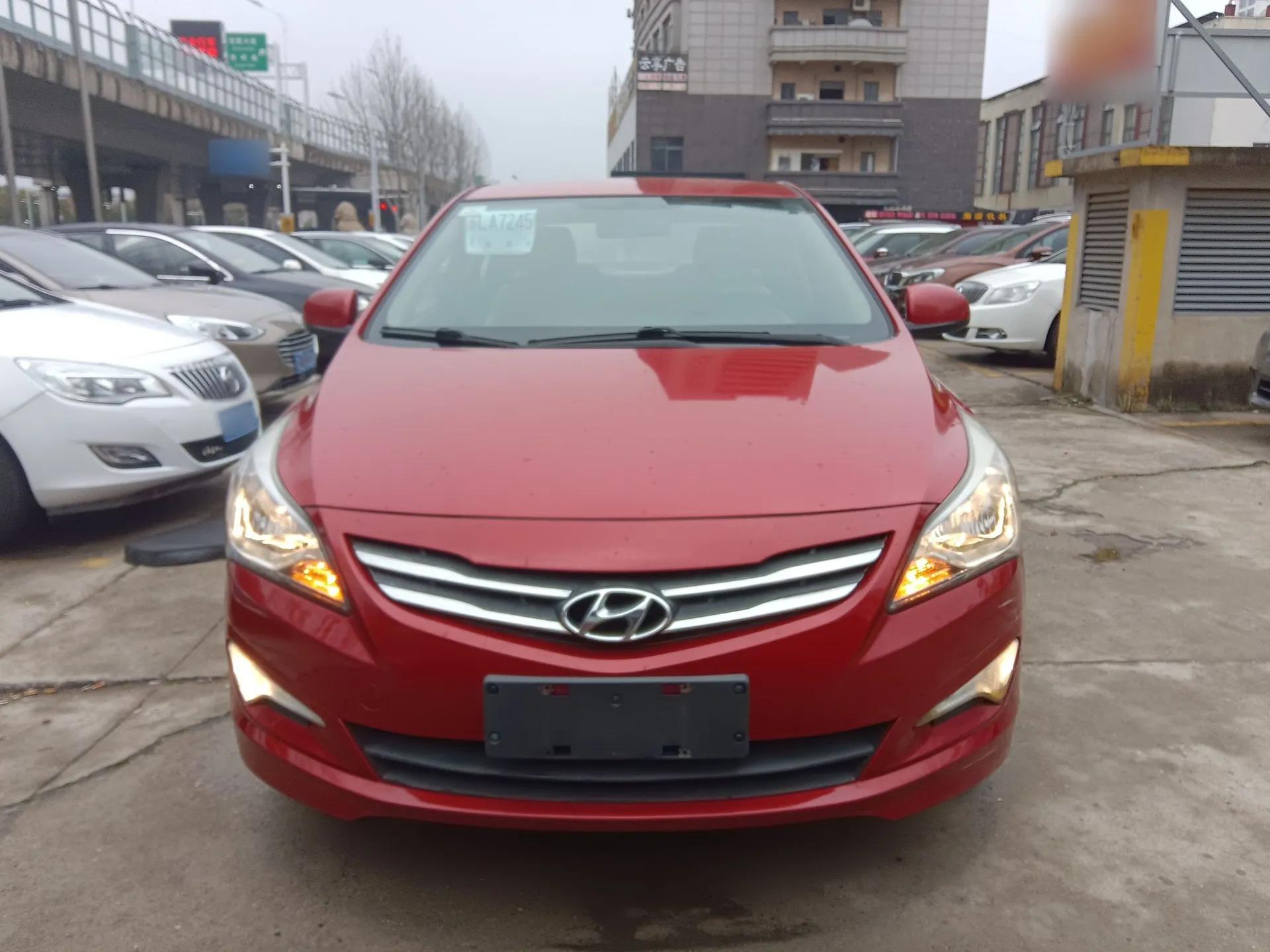 Hyundai Verna (older generation) 2014 1.4L Automatic Smart GLS — миниатюра 2