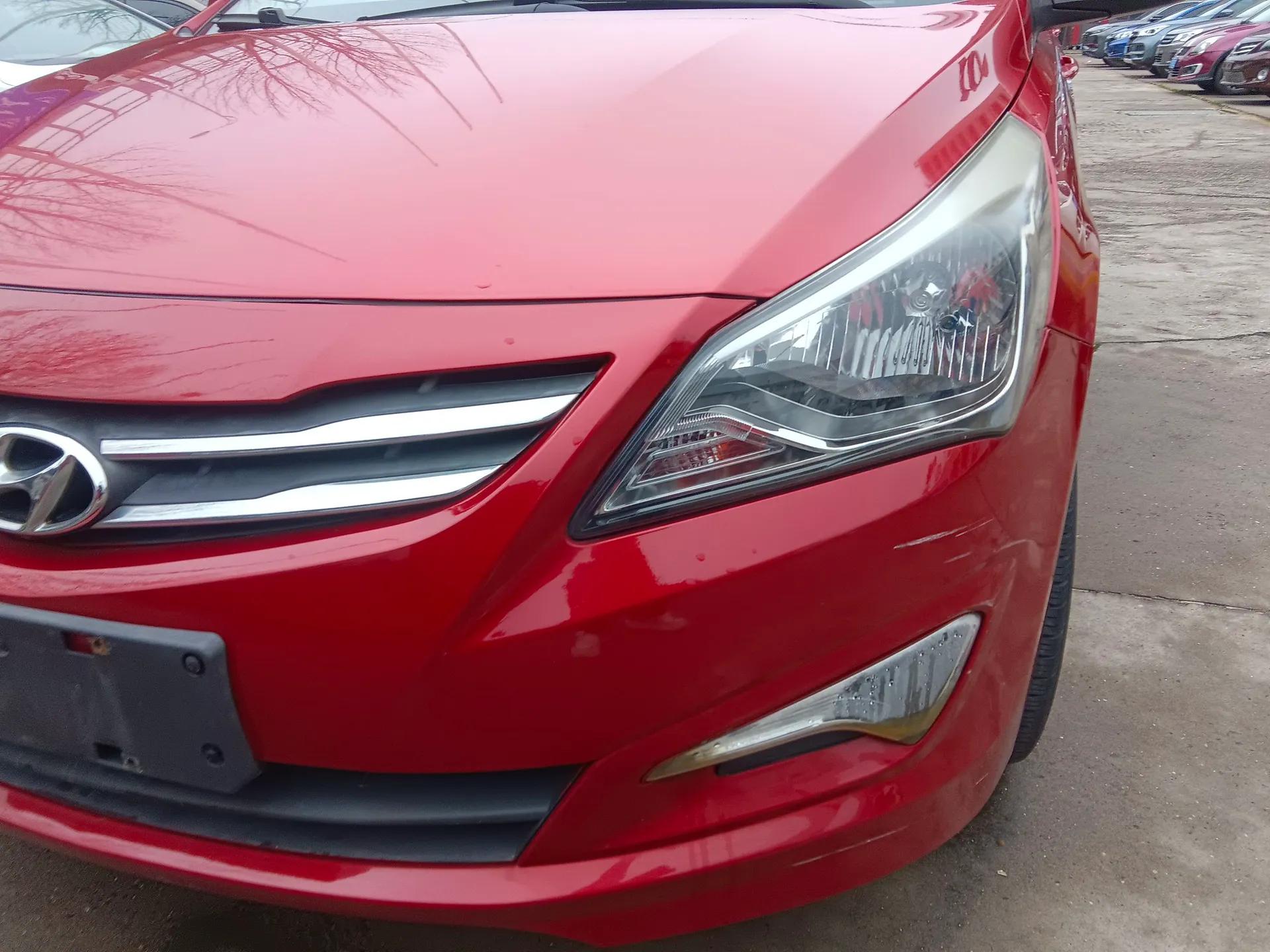 Hyundai Verna (older generation) 2014 1.4L Automatic Smart GLS — миниатюра 5