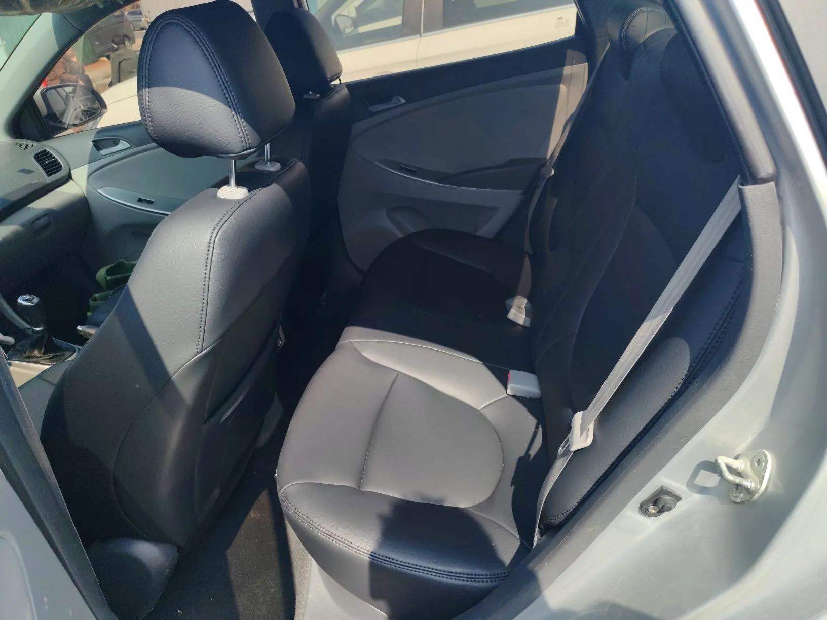 Hyundai Verna (older generation) 2014 1.4L Manual Smart GLS Trim — миниатюра 20