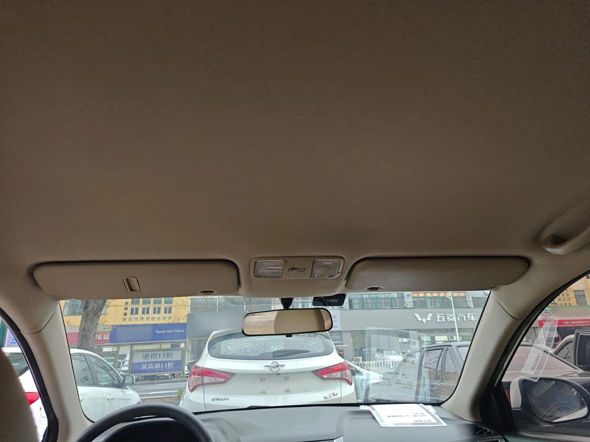 Hyundai Verna (older generation) 2014 1.4L Automatic Smart GLS — миниатюра 21