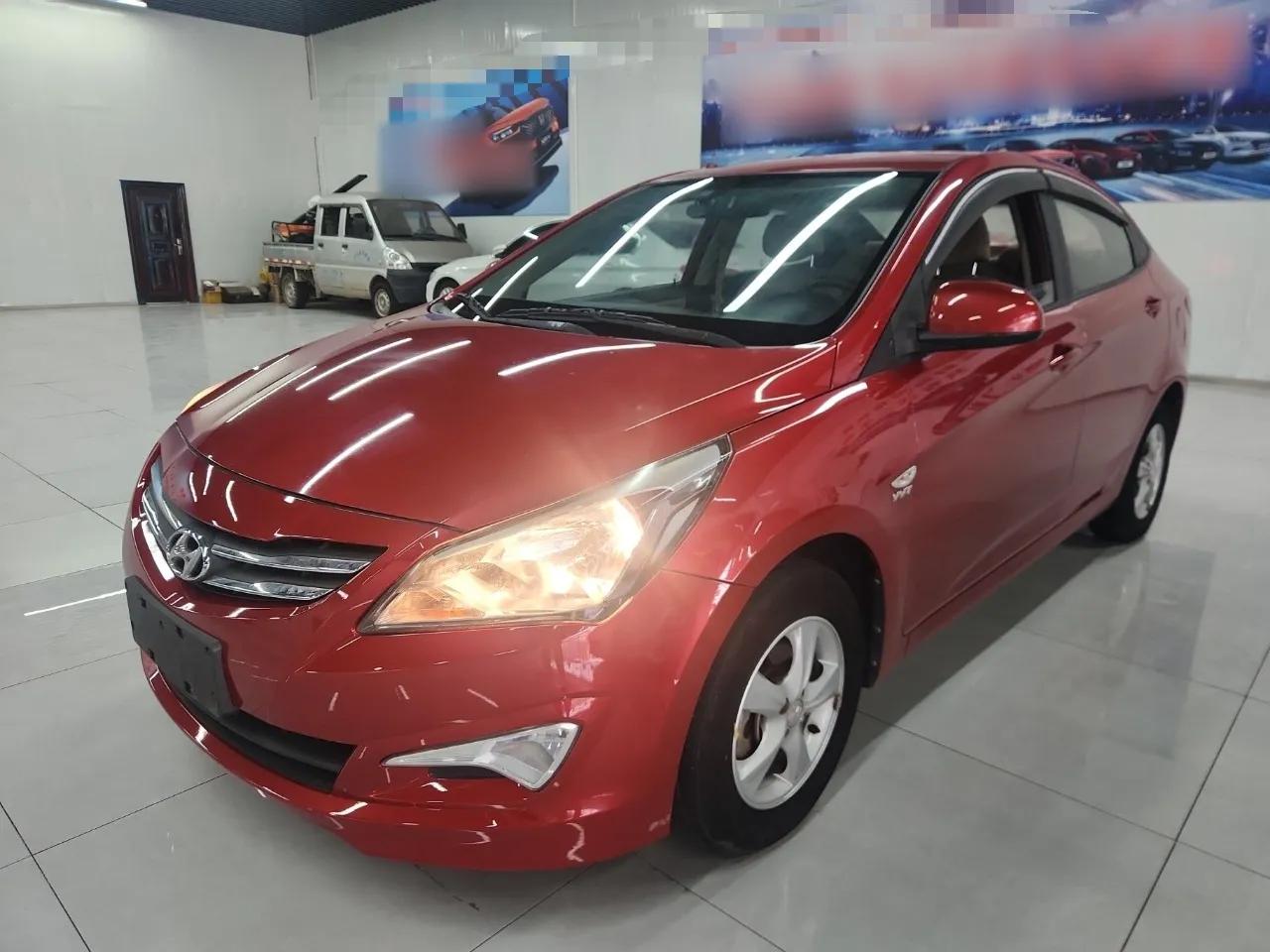 Hyundai Verna (older generation) 2016 1.4L Manual Smart GLS Trim — миниатюра 1