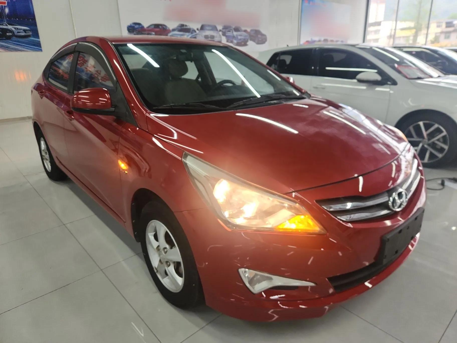 Hyundai Verna (older generation) 2016 1.4L Manual Smart GLS Trim — миниатюра 3
