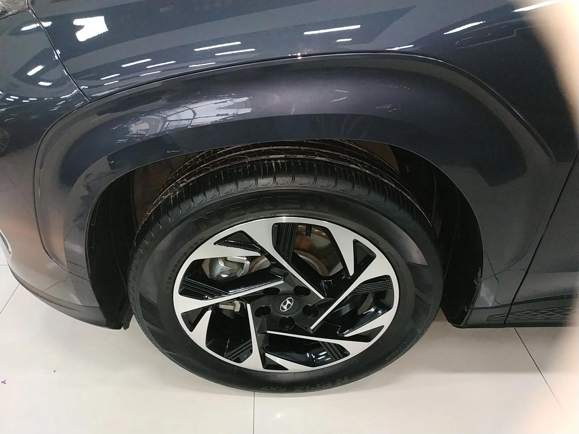 Hyundai Custo 2021 380TGDi Smart Luxury Premium LUX — миниатюра 8