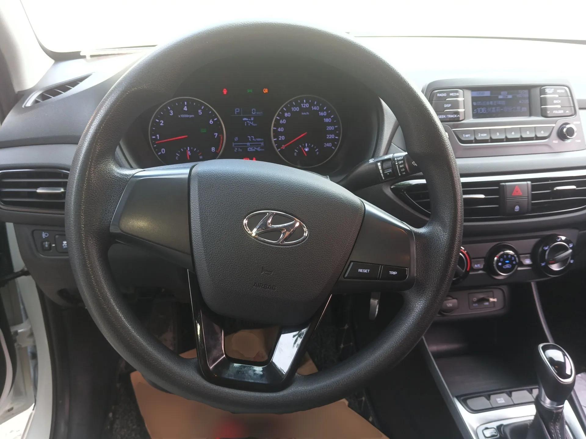 Hyundai Celesta 2018 1.6L Automatic GL Enjoyment Version China V Standard — миниатюра 14
