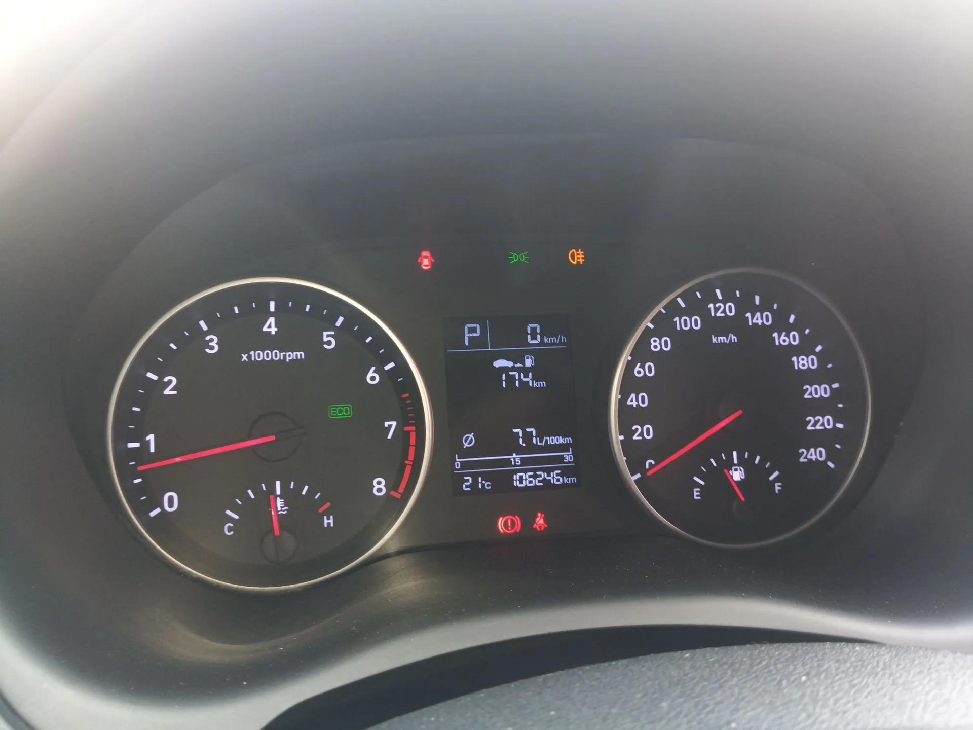Hyundai Celesta 2018 1.6L Automatic GL Enjoyment Version China V Standard — миниатюра 15