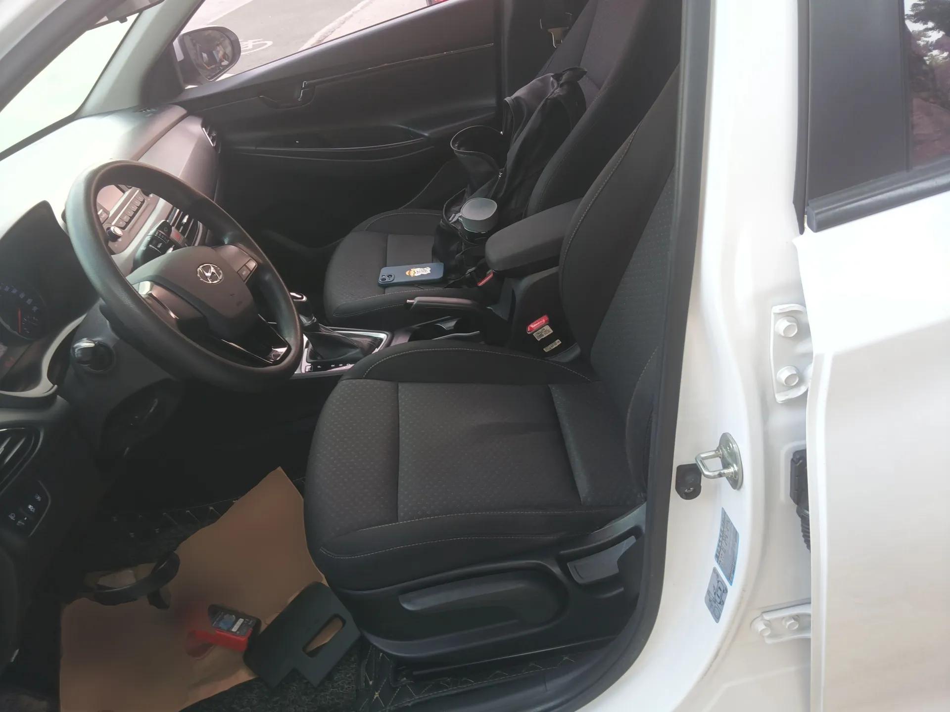 Hyundai Celesta 2018 1.6L Automatic GL Enjoyment Version China V Standard — миниатюра 18