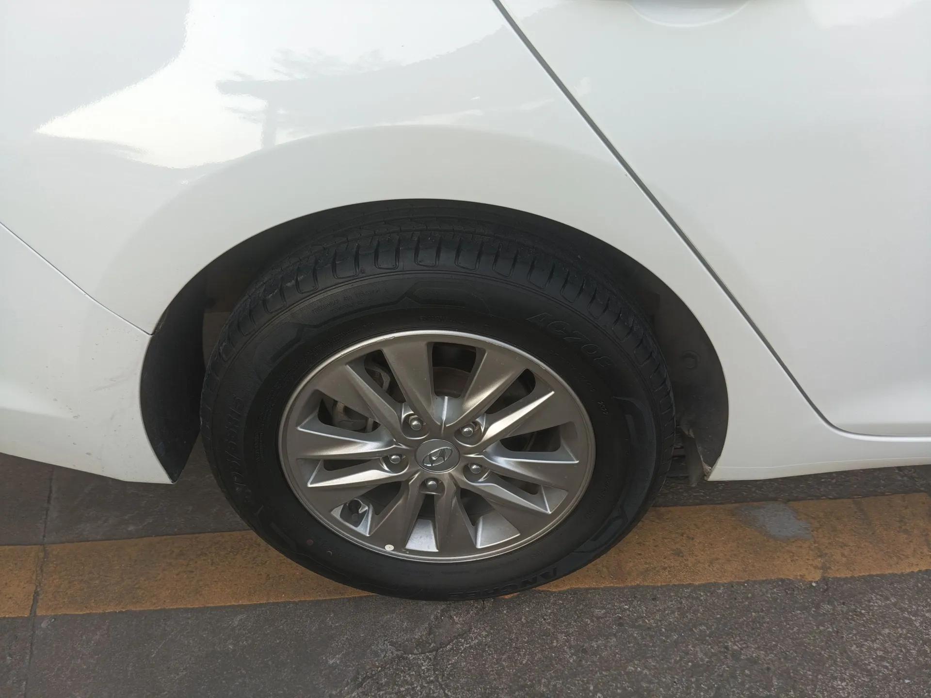 Hyundai Celesta 2018 1.6L Automatic GL Enjoyment Version China V Standard — миниатюра 7