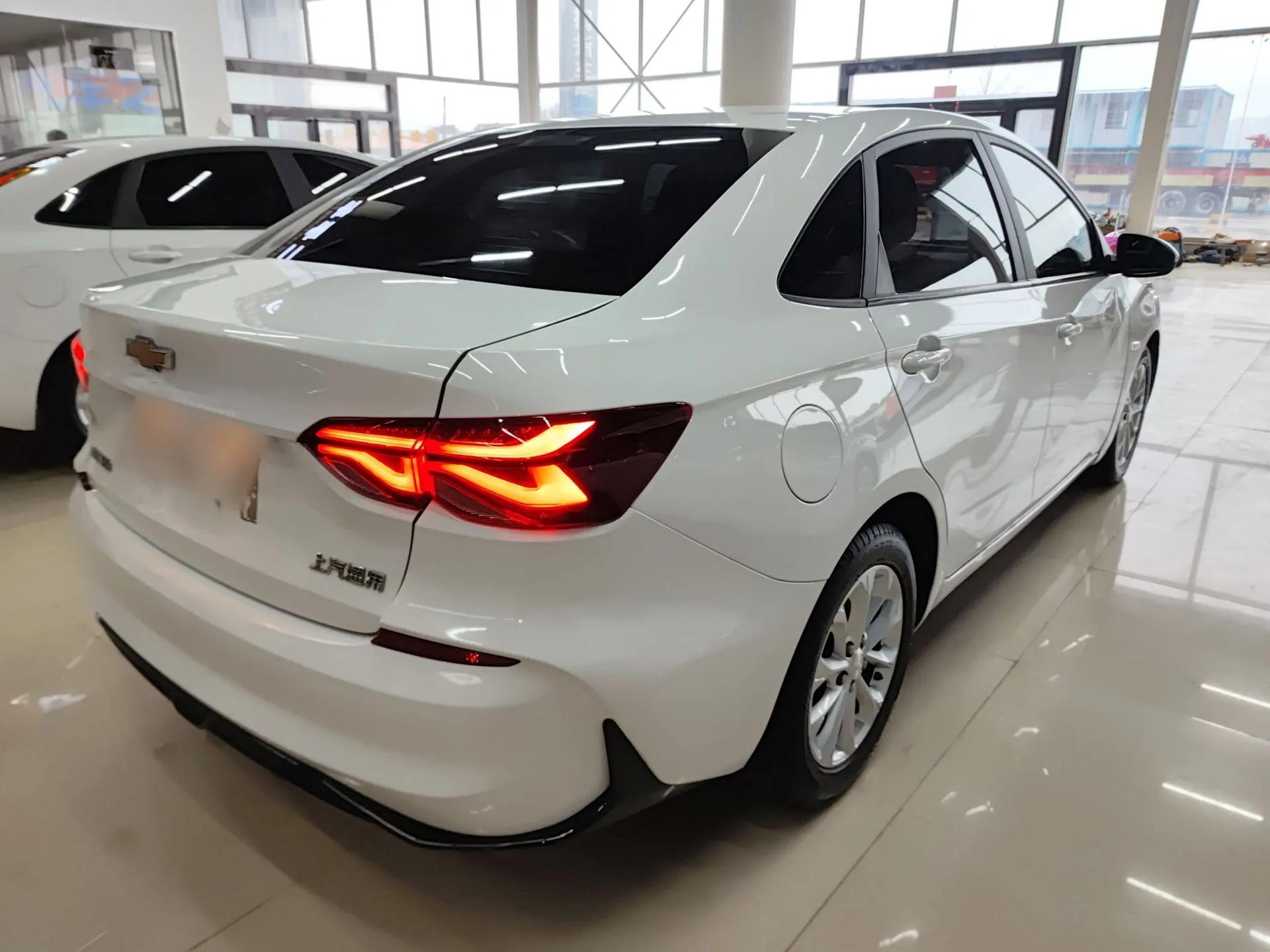 Chevrolet Monza 2023 1.5L Dual-Clutch Enjoyment Edition — миниатюра 4