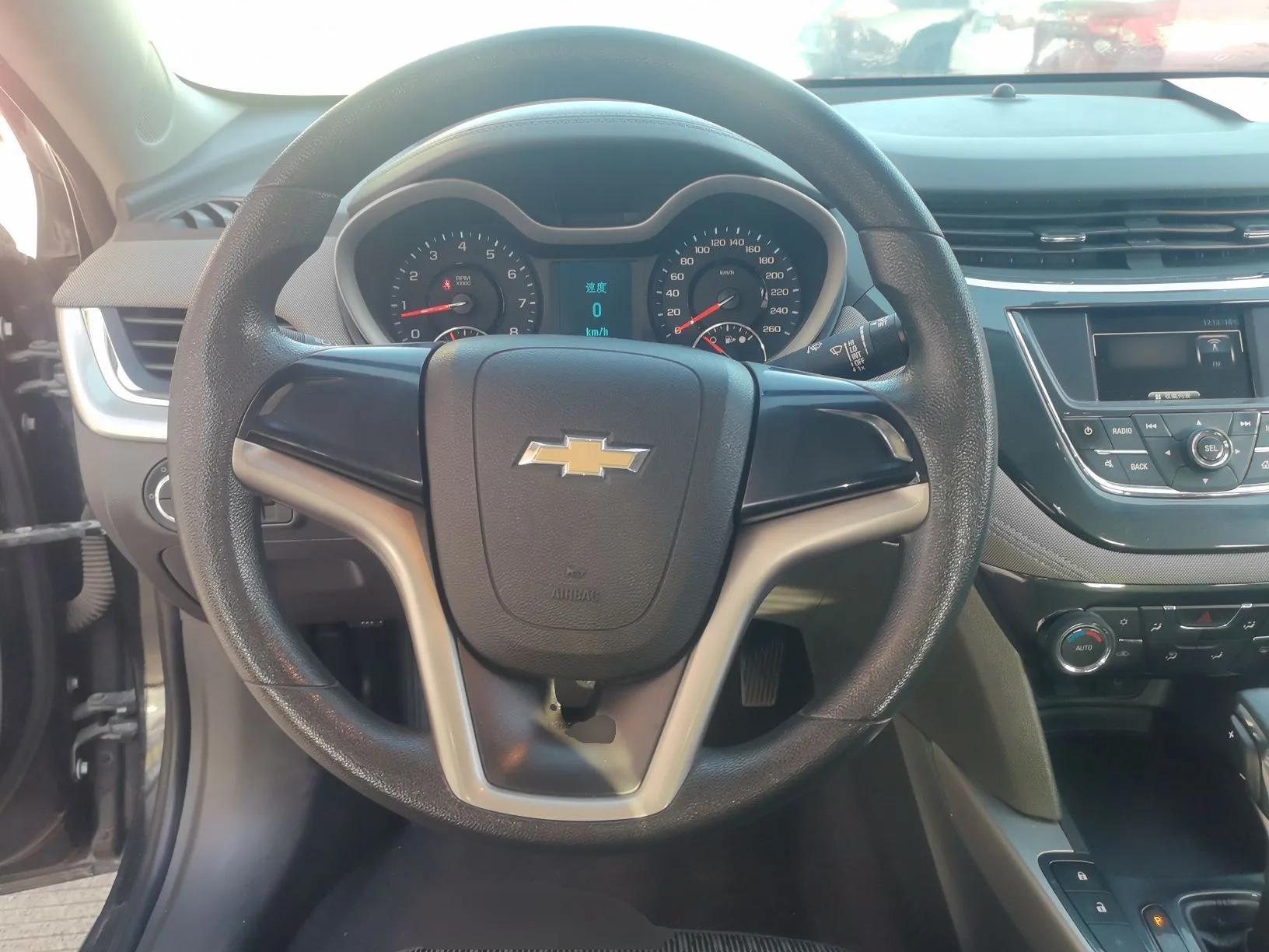 Chevrolet Malibu 2016 1.6T Automatic Comfort Edition — миниатюра 12
