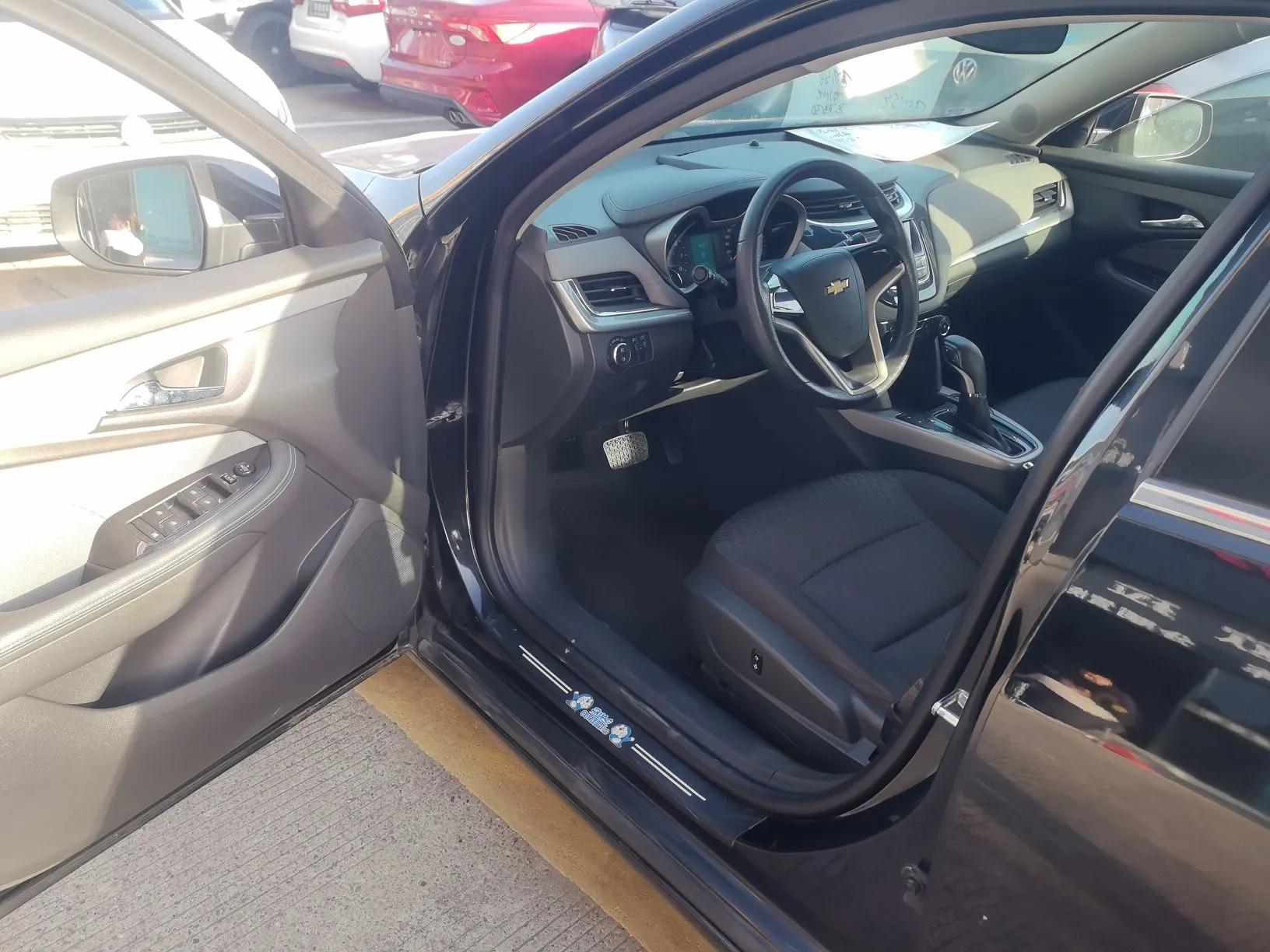 Chevrolet Malibu 2016 1.6T Automatic Comfort Edition — миниатюра 21