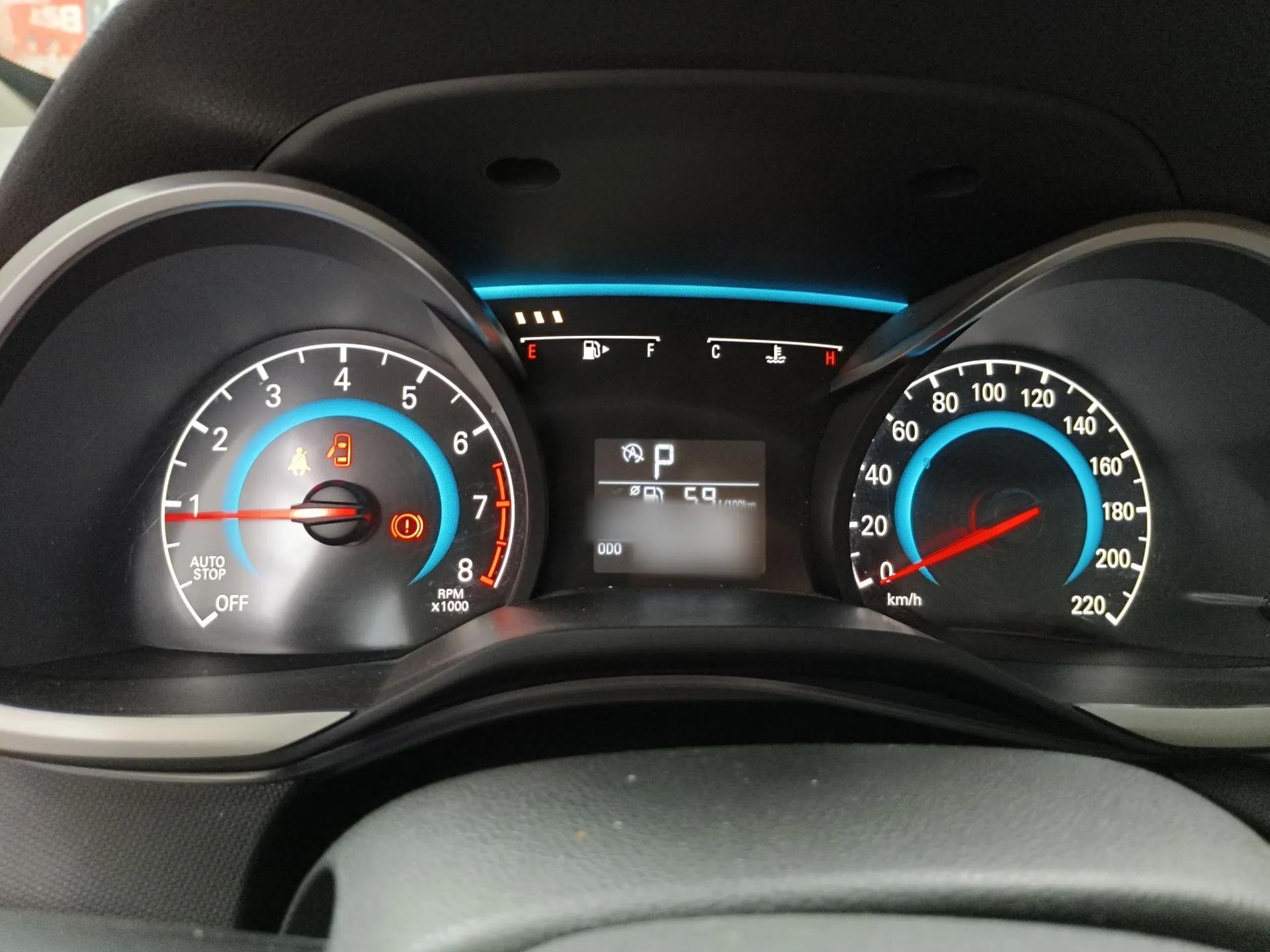 Chevrolet Cavalier 2019 320 Automatic Xinyue Edition — миниатюра 8