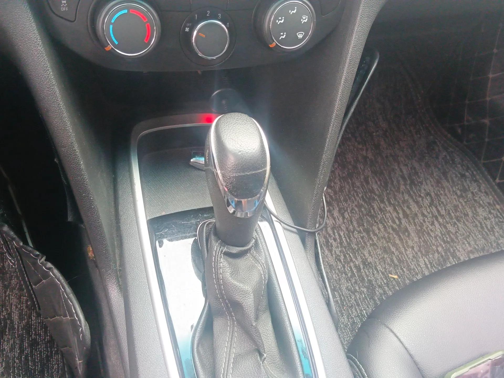 Chevrolet Cavalier 2018 320 Automatic Xinyue Edition — миниатюра 17