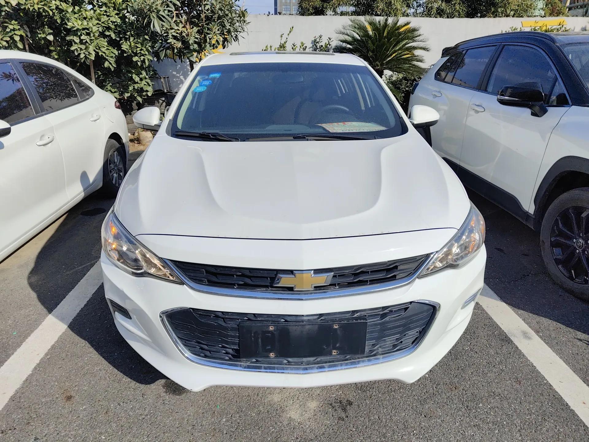 Chevrolet Cavalier 2019 320 Automatic Enjoyment with Sunroof — миниатюра 3
