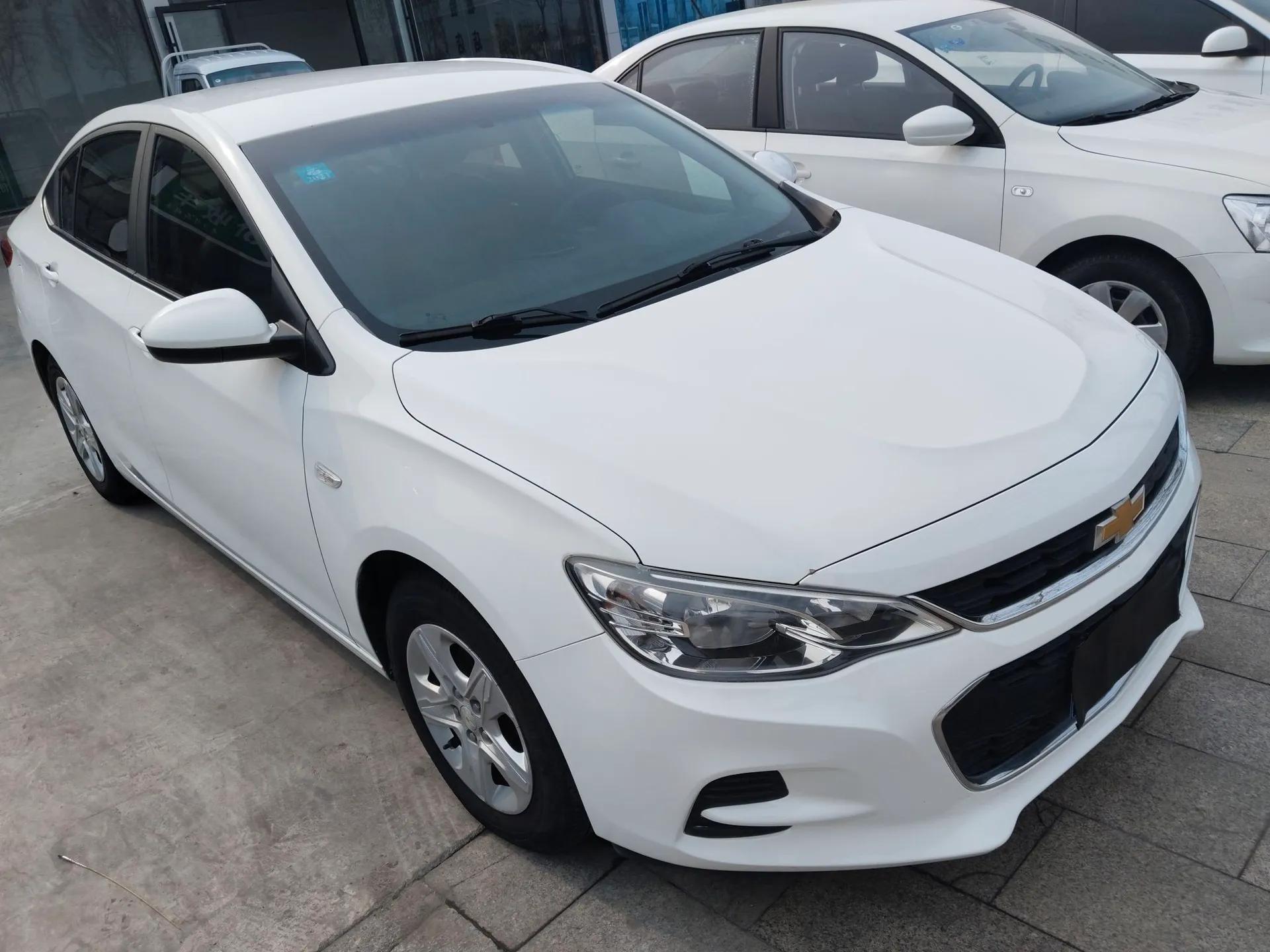 Chevrolet Cavalier 2016 1.5L Automatic Enjoyment Edition — миниатюра 3