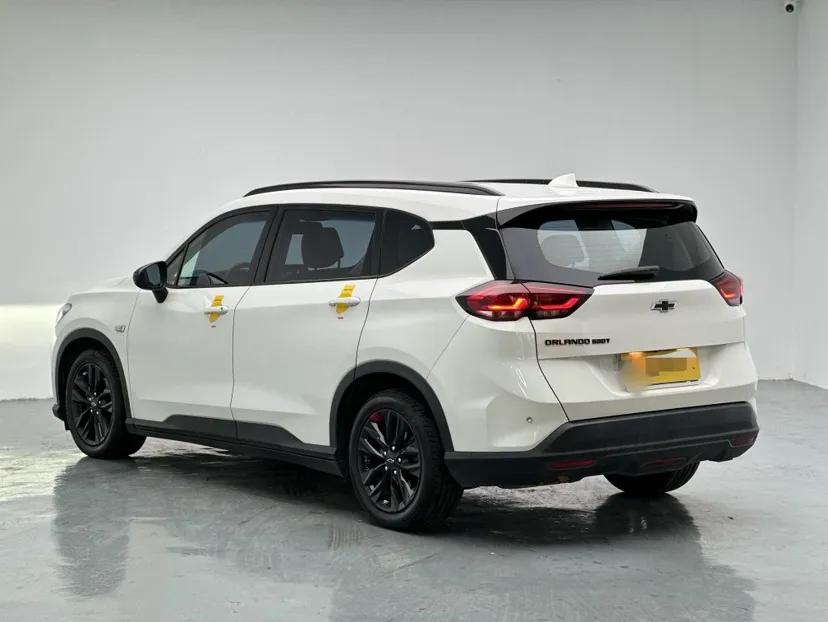 Chevrolet Orlando 2020 Light Hybrid Redline 530T Automatic Enjoyment Edition (5+2 Models) — миниатюра 8