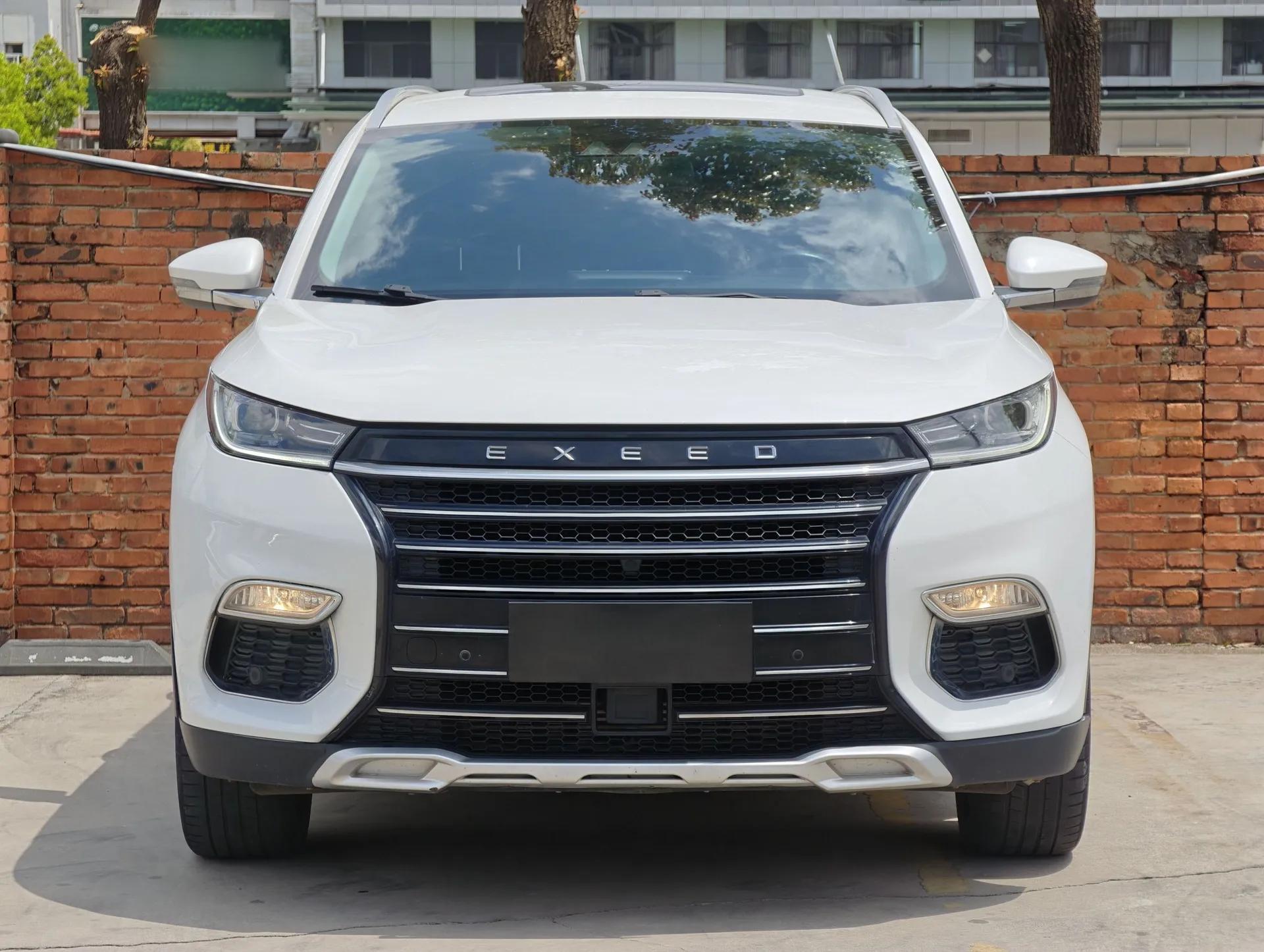 EXEED Lingyun 2019 1.6T Two-Wheel Drive Diamond Edition — миниатюра 3