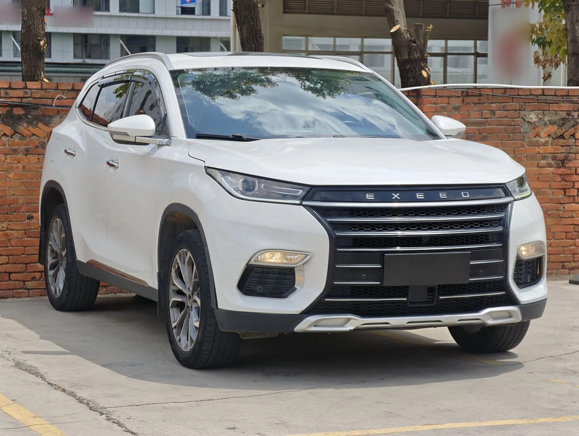 EXEED Lingyun 2019 1.6T Two-Wheel Drive Diamond Edition — миниатюра 4