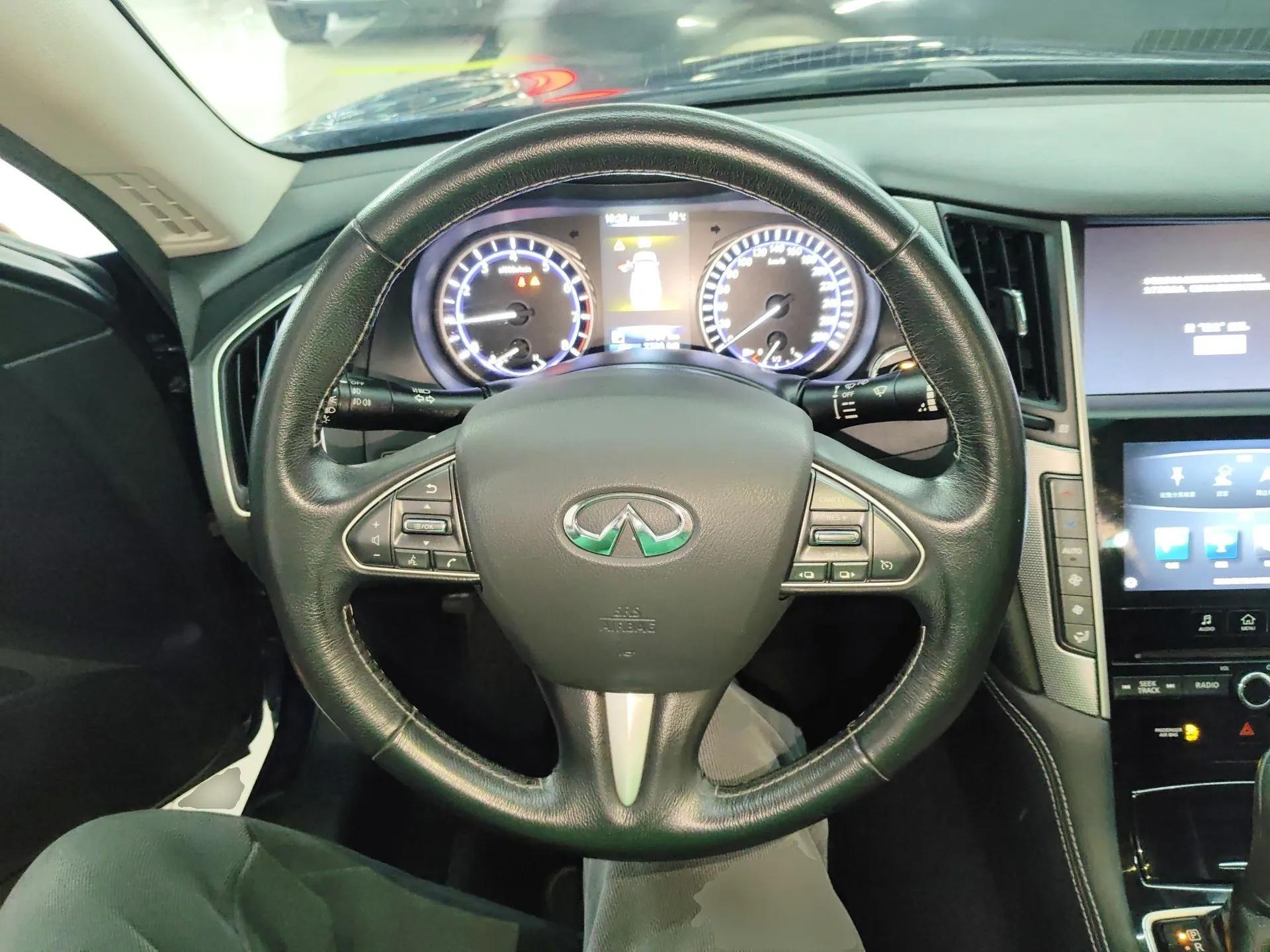 Infiniti Q50L 2016 2.0T Ambition Edition — миниатюра 13