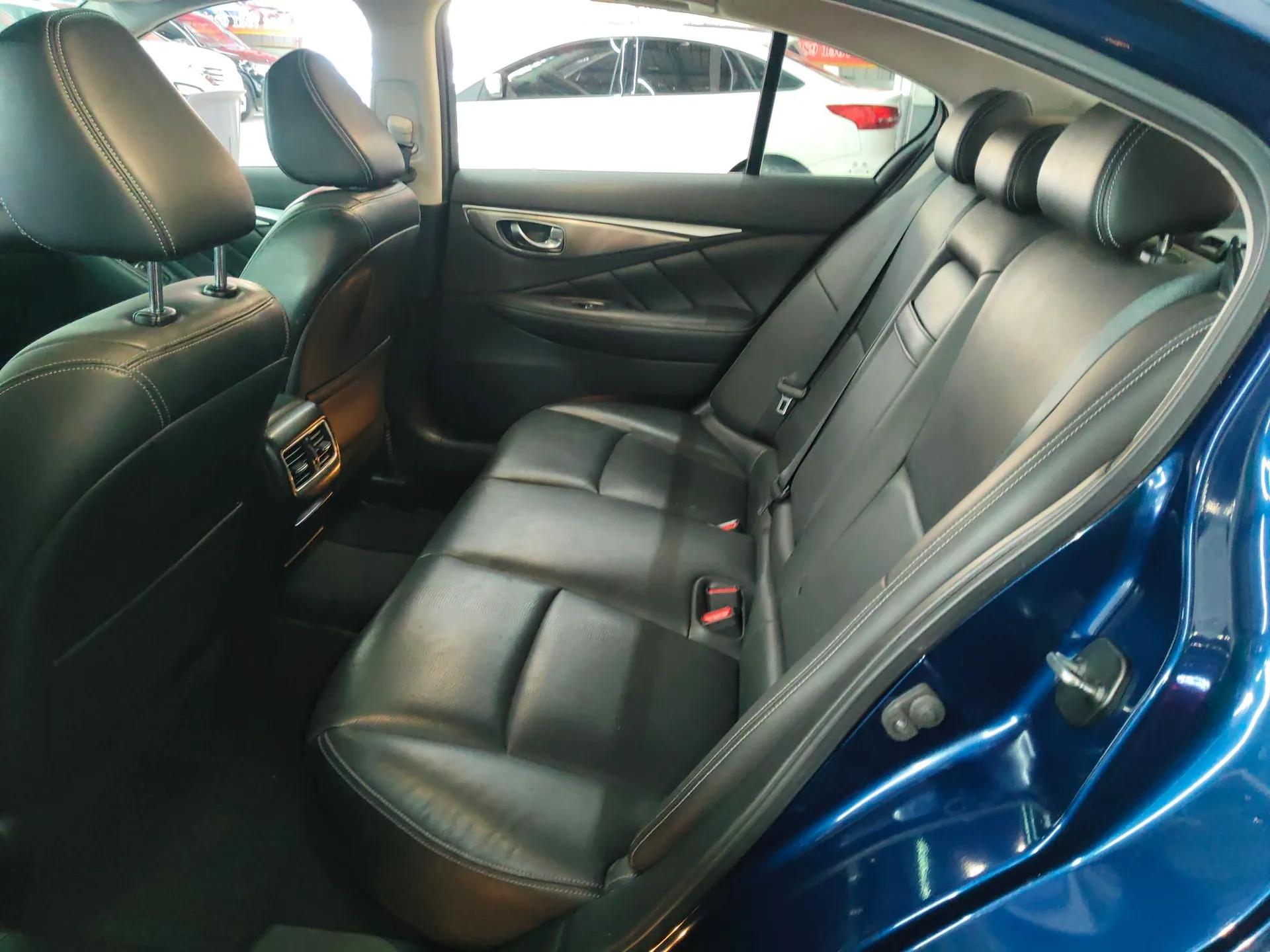 Infiniti Q50L 2016 2.0T Ambition Edition — миниатюра 19
