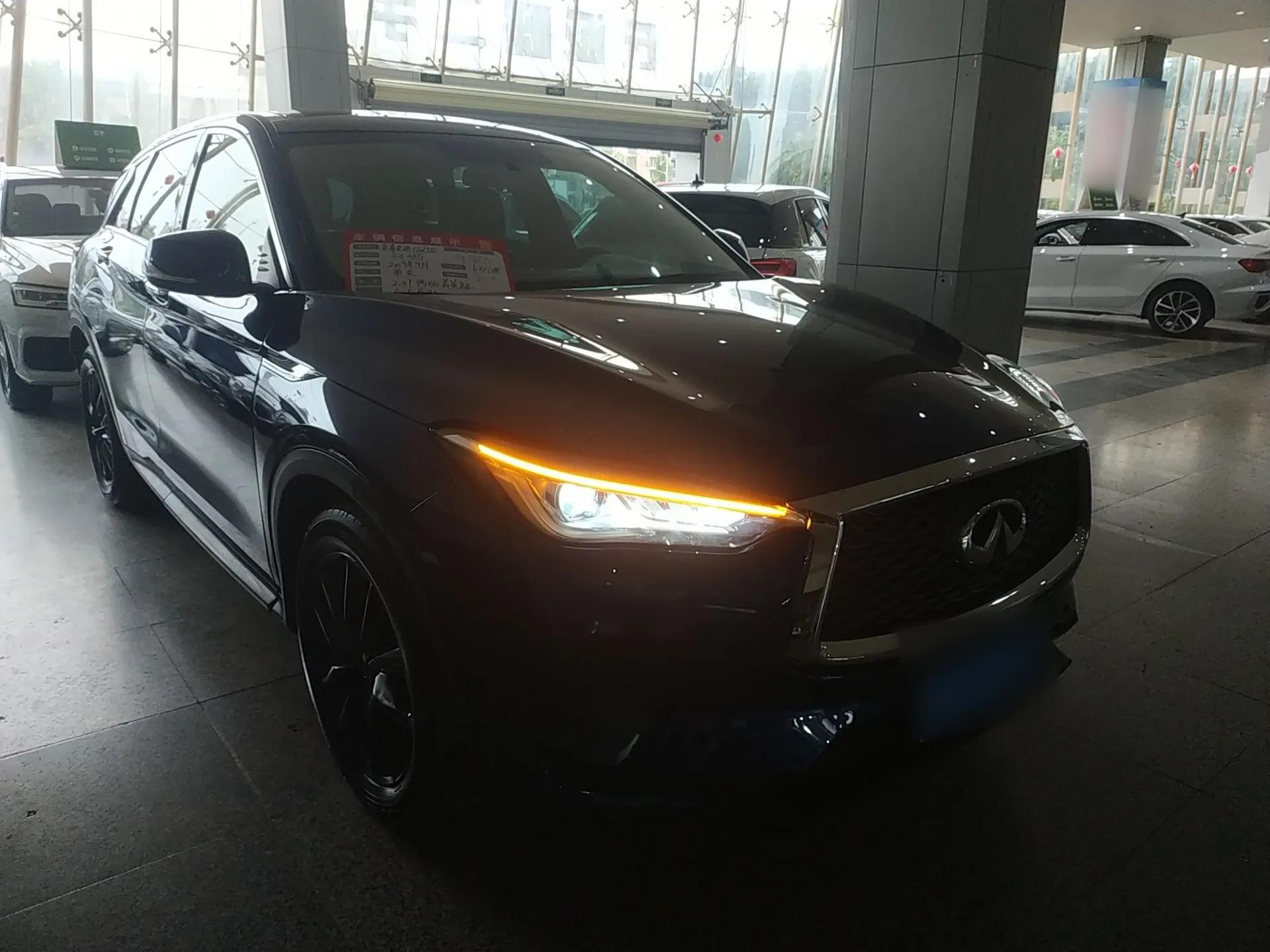 Infiniti QX50 2018 2.0T Two-Wheel-Drive Elite Edition — миниатюра 4