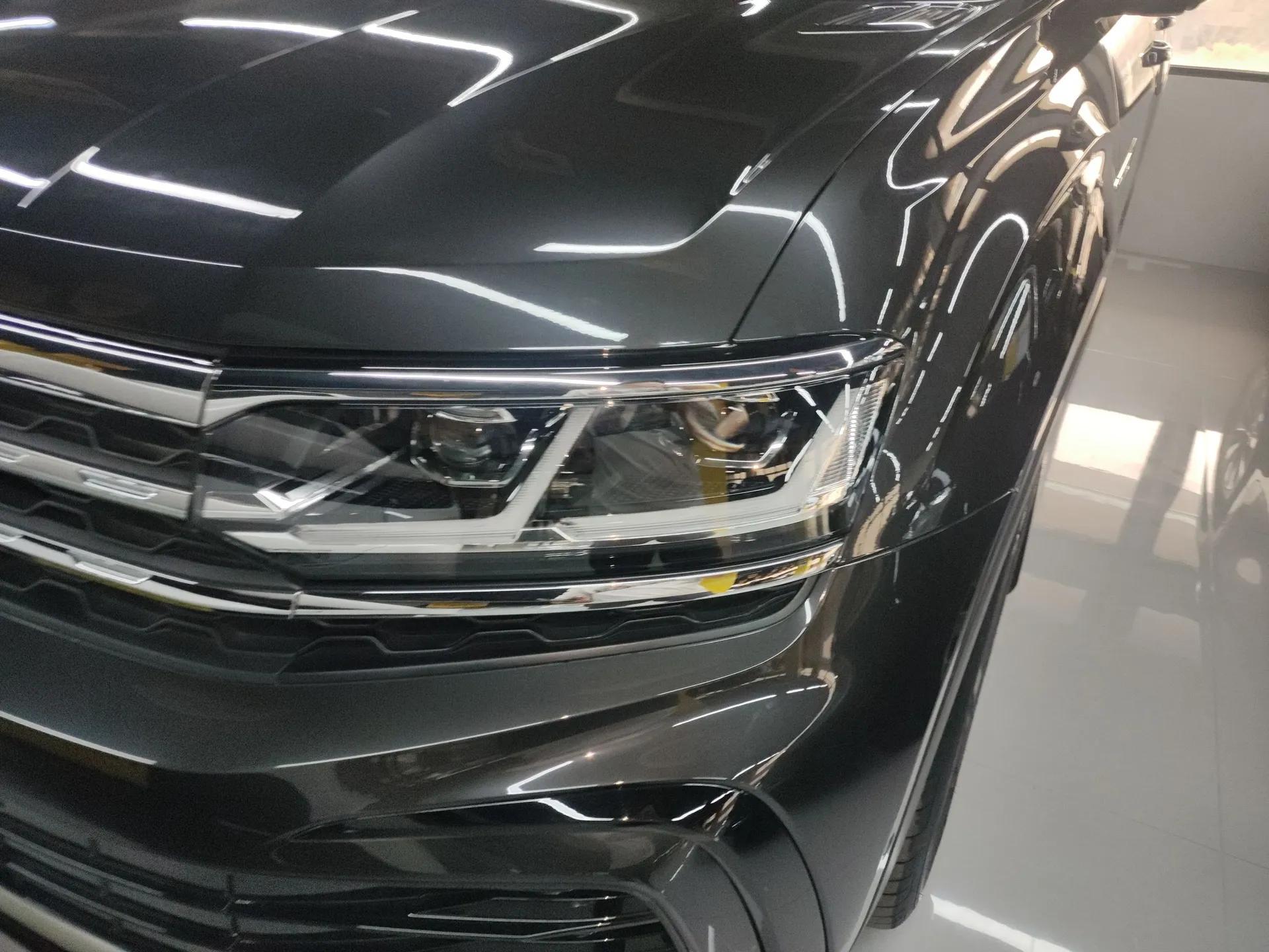 Volkswagen Teramont X 2021 380TSI Four-Wheel Drive Prestige Flagship Edition — миниатюра 5
