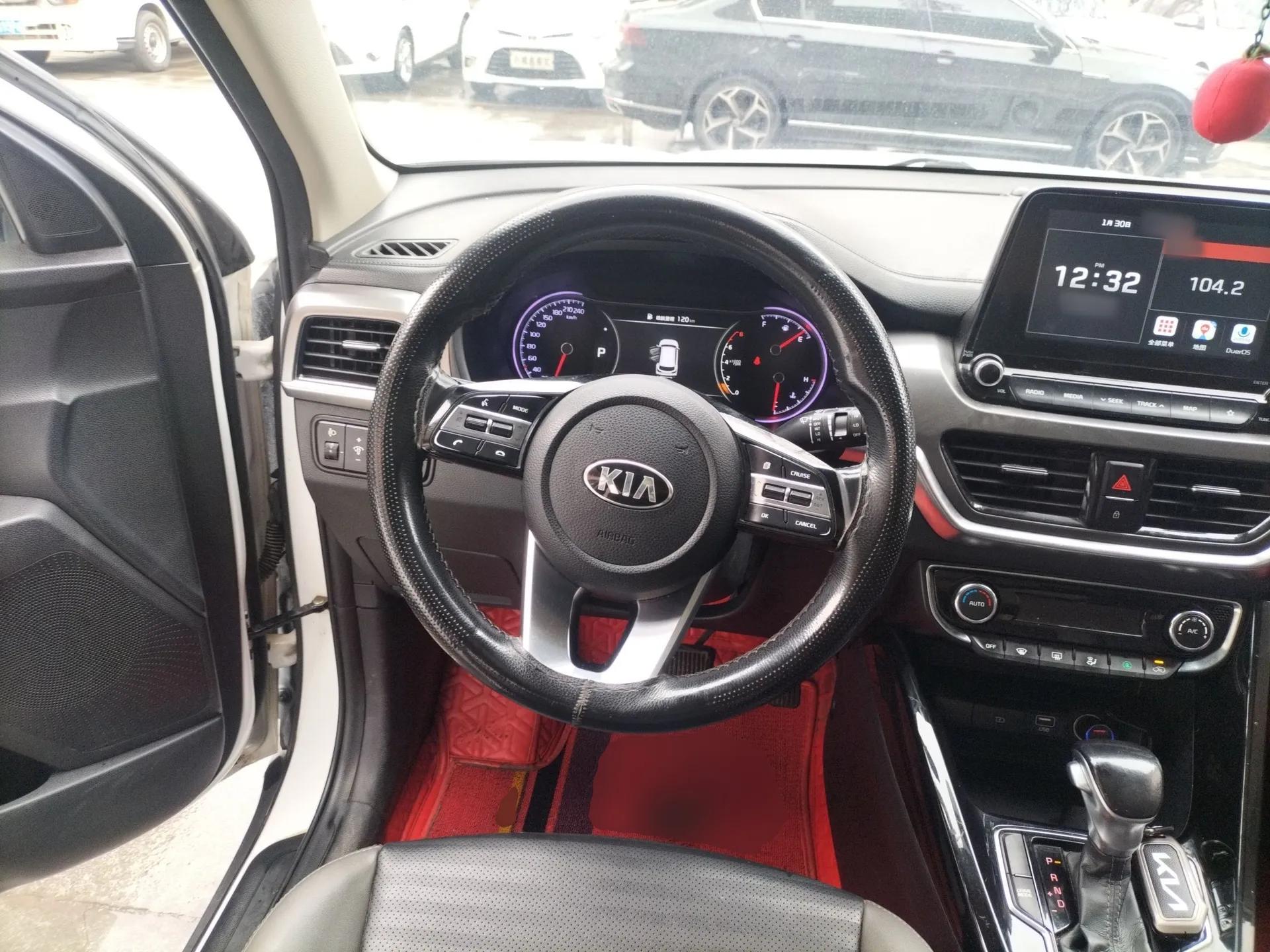 Kia Sportage R 2019 2.0L Automatic Smart Luxury Edition — миниатюра 14
