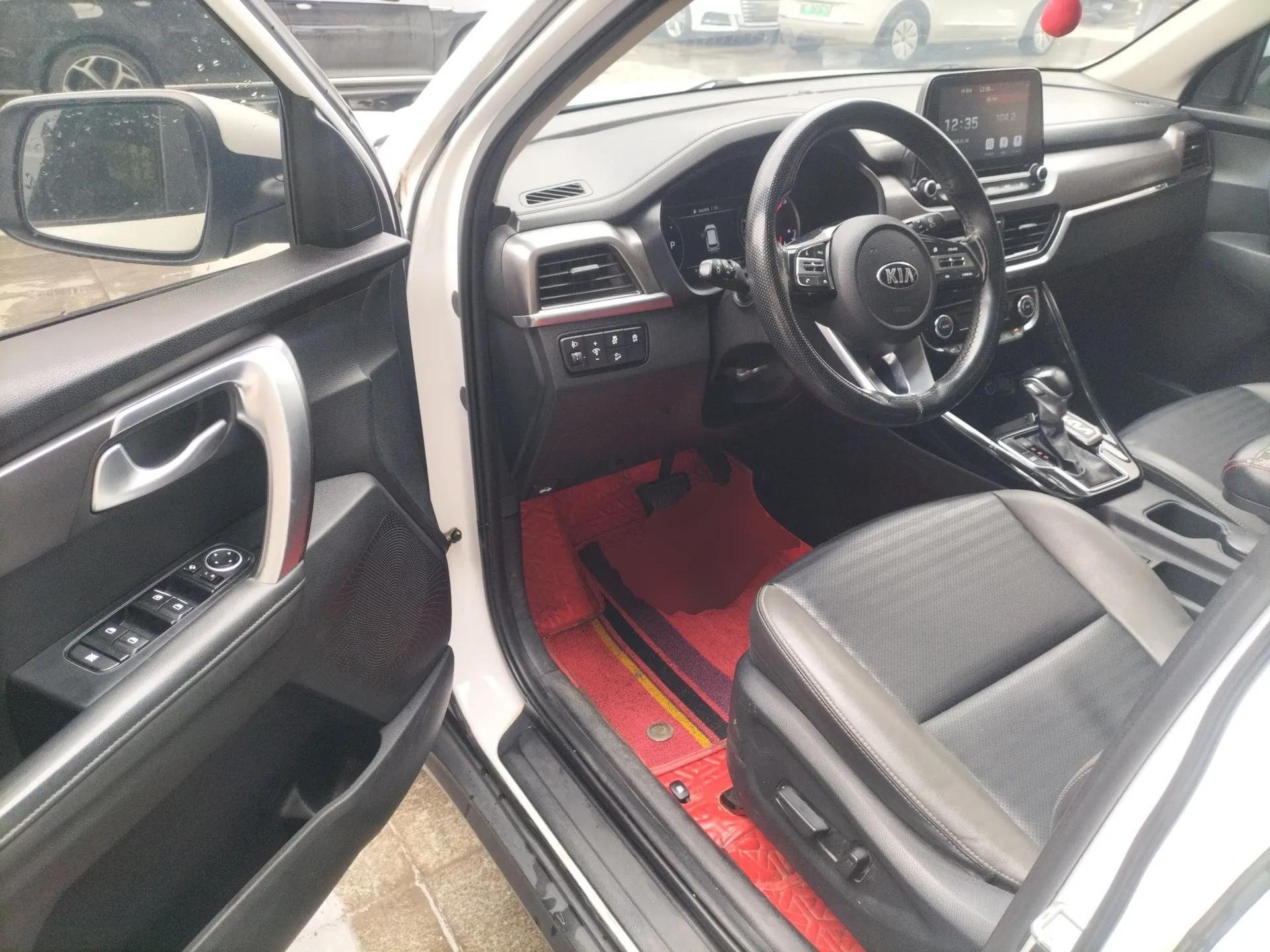 Kia Sportage R 2019 2.0L Automatic Smart Luxury Edition — миниатюра 19