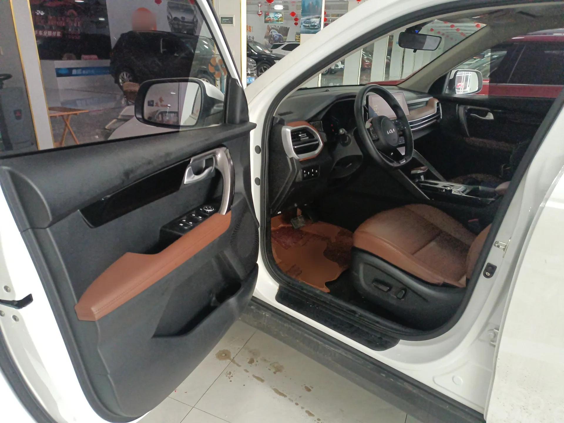 Kia Sportage R 2021 Ace 2.0L Splendid Edition — миниатюра 19