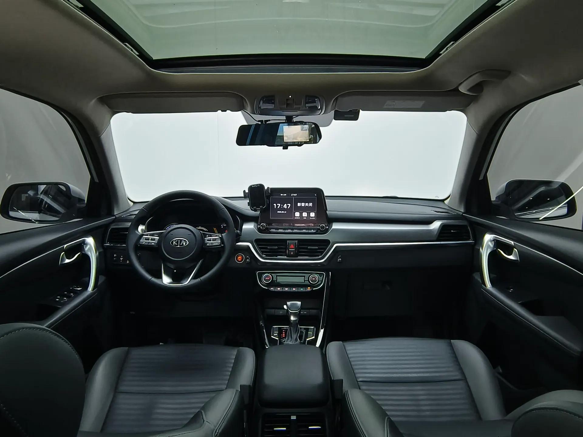 Kia Sportage R 2019 2.0L Automatic Smart Luxury Edition — миниатюра 12