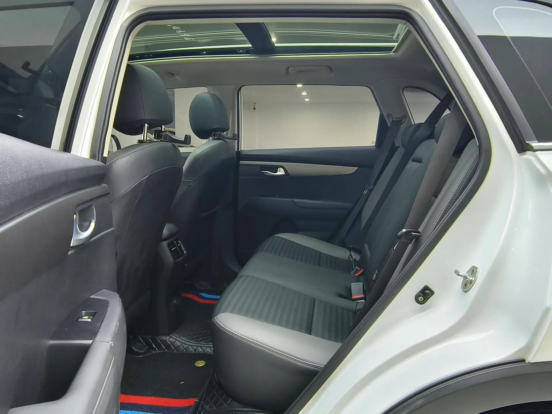Kia Sportage R 2019 2.0L Automatic Smart Luxury Edition — миниатюра 15