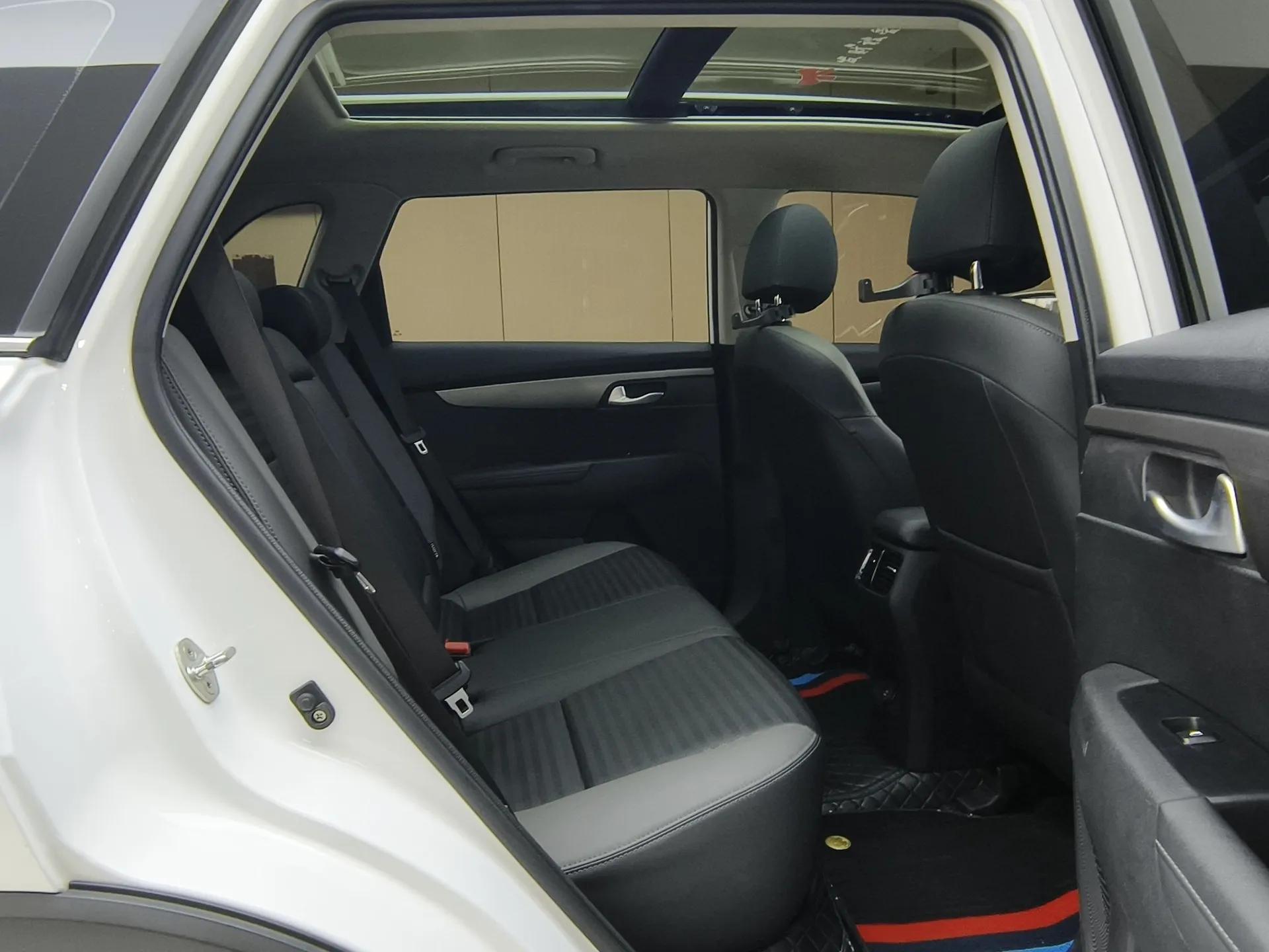 Kia Sportage R 2019 2.0L Automatic Smart Luxury Edition — миниатюра 17