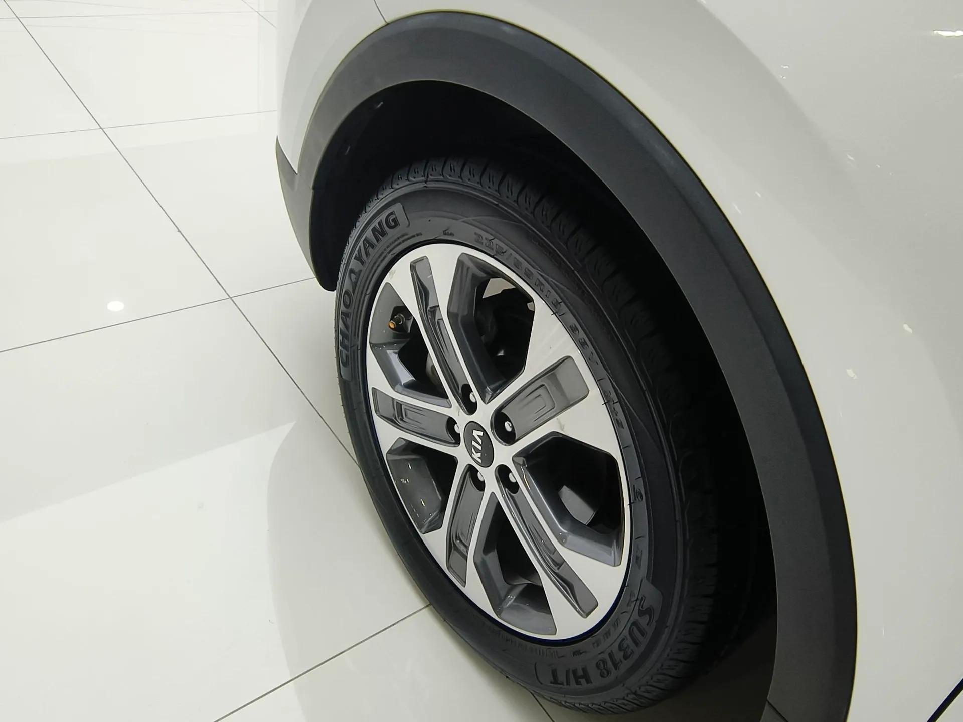 Kia Sportage R 2019 2.0L Automatic Smart Luxury Edition — миниатюра 6
