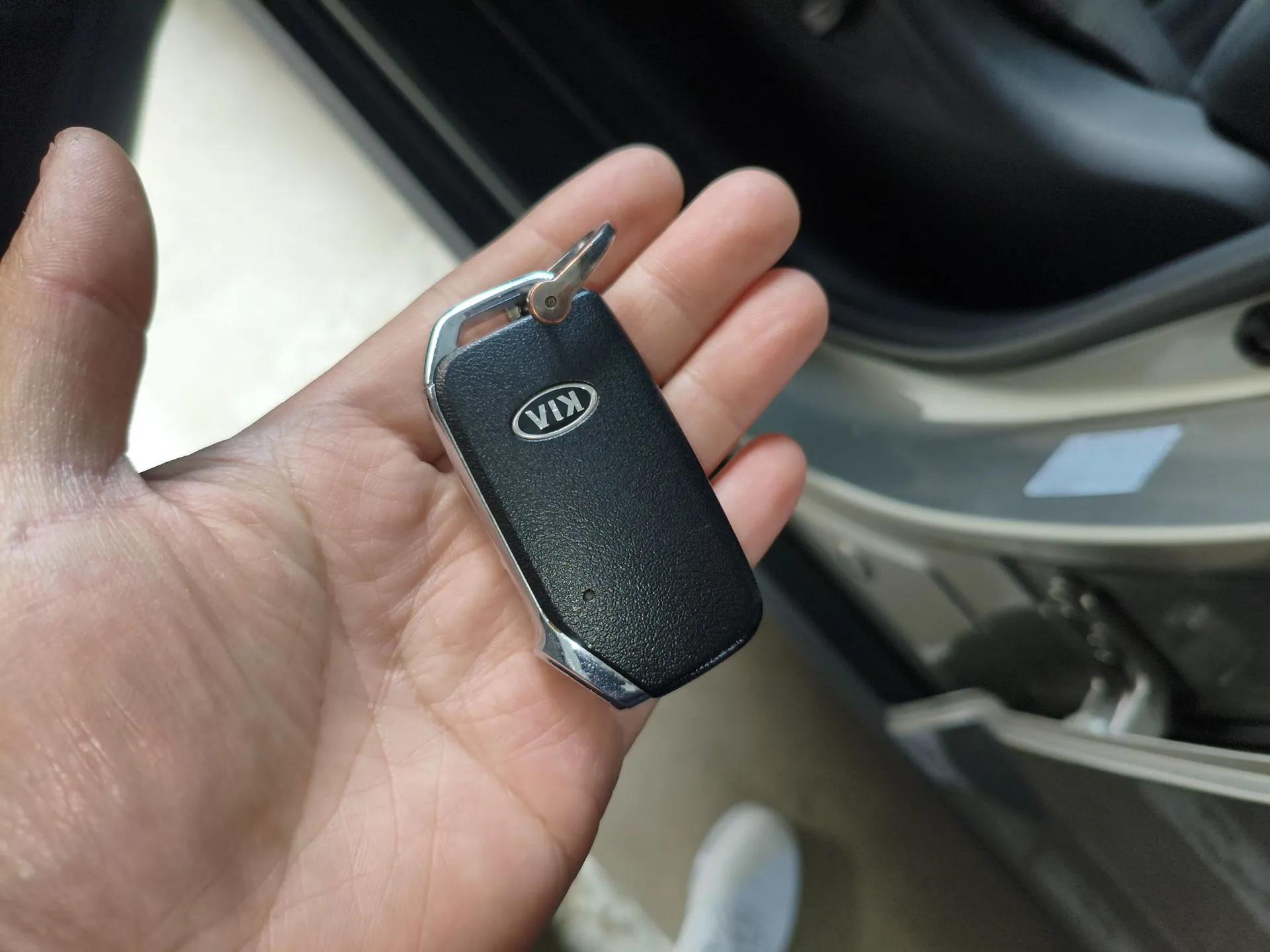 Kia Sportage R 2019 2.0L Automatic Smart Luxury Edition — миниатюра 12