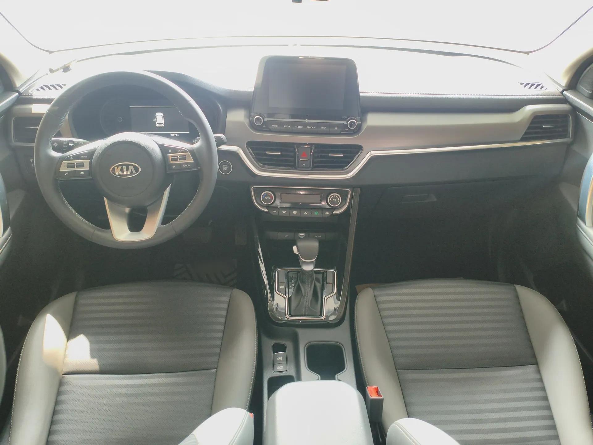 Kia Sportage R 2019 2.0L Automatic Smart Luxury Edition — миниатюра 13