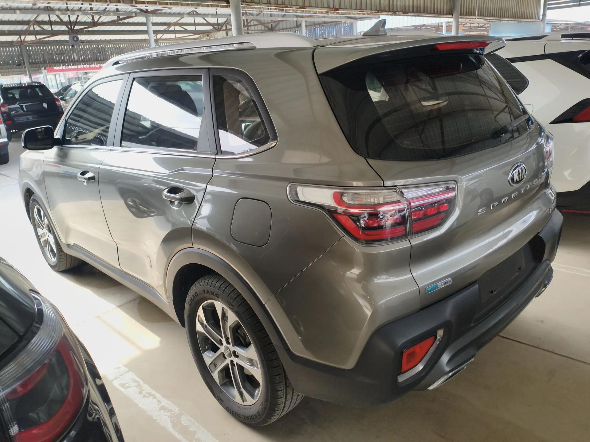 Kia Sportage R 2019 2.0L Automatic Smart Luxury Edition — миниатюра 4