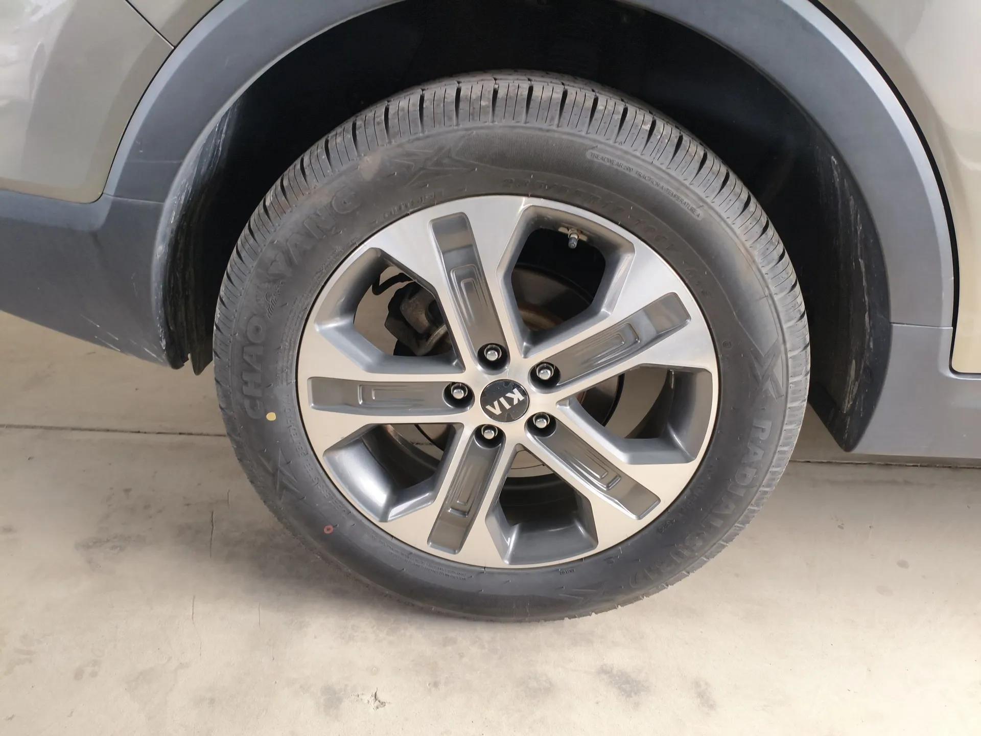 Kia Sportage R 2019 2.0L Automatic Smart Luxury Edition — миниатюра 10