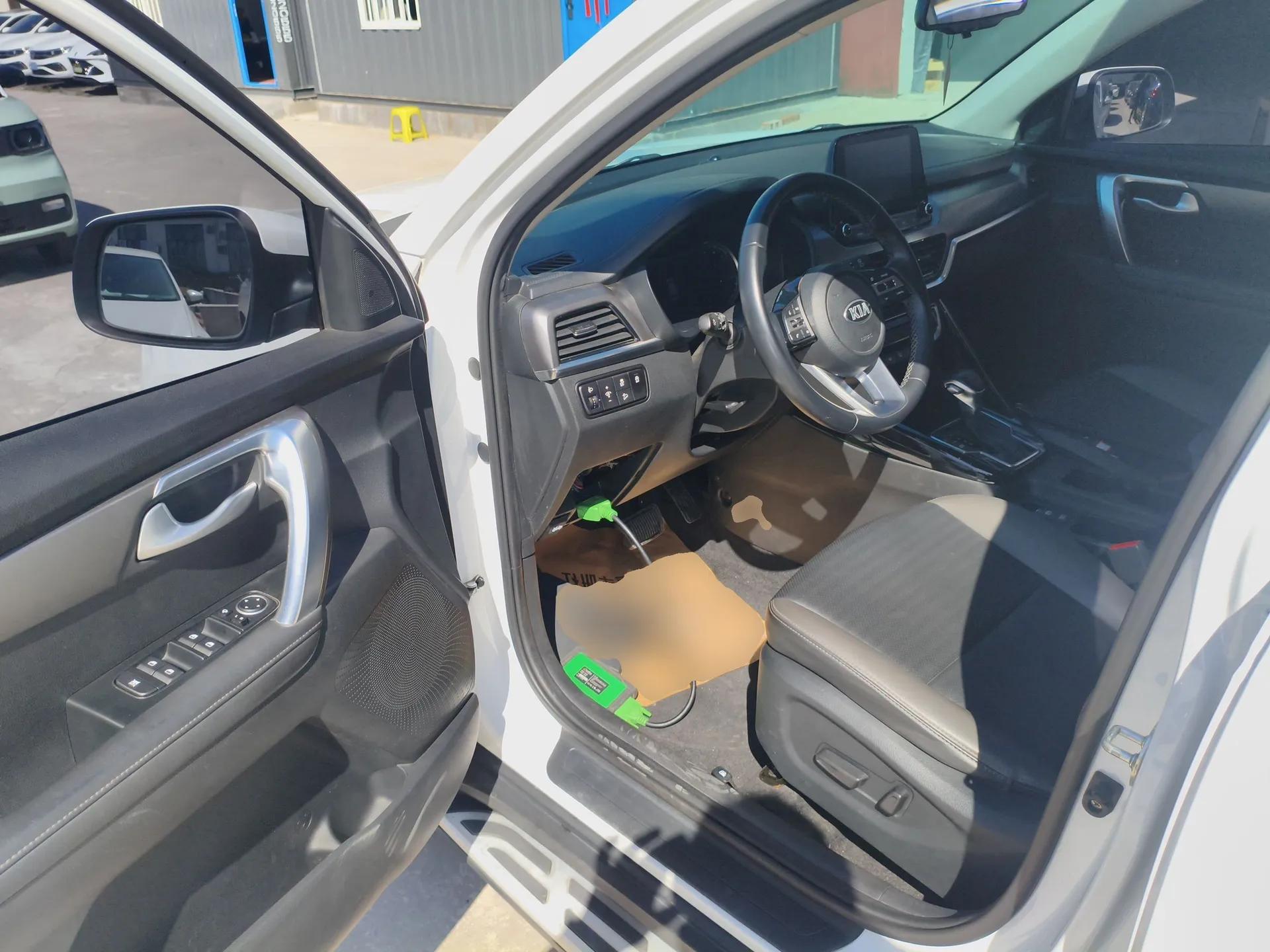 Kia Sportage R 2019 2.0L Automatic Smart Luxury Edition — миниатюра 19