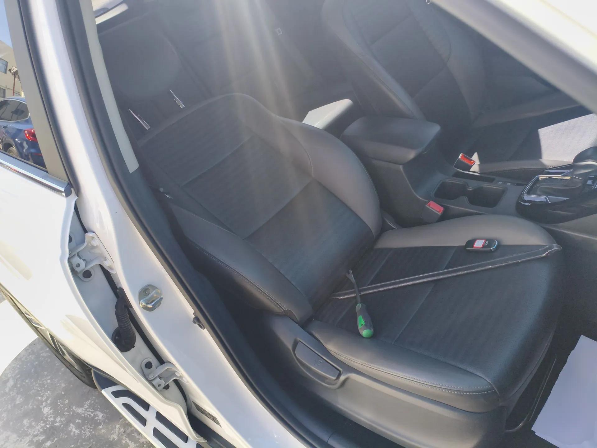 Kia Sportage R 2019 2.0L Automatic Smart Luxury Edition — миниатюра 23