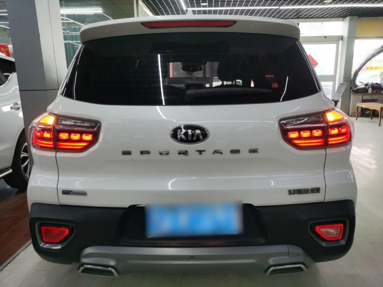 Kia Sportage R 2018 2.0L Automatic Smart Luxury Version China V Standard — миниатюра 3