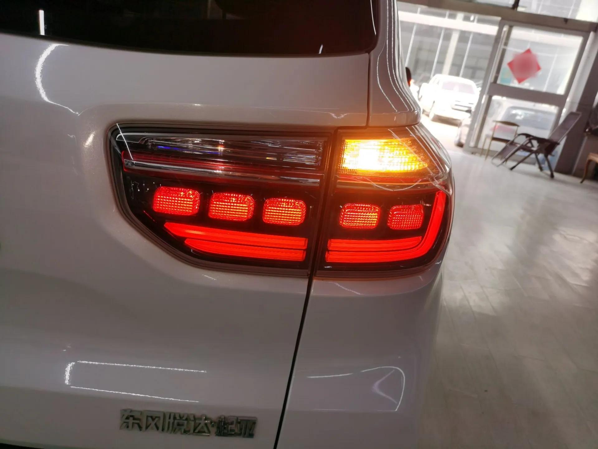 Kia Sportage R 2018 2.0L Automatic Smart Luxury Version China V Standard — миниатюра 8