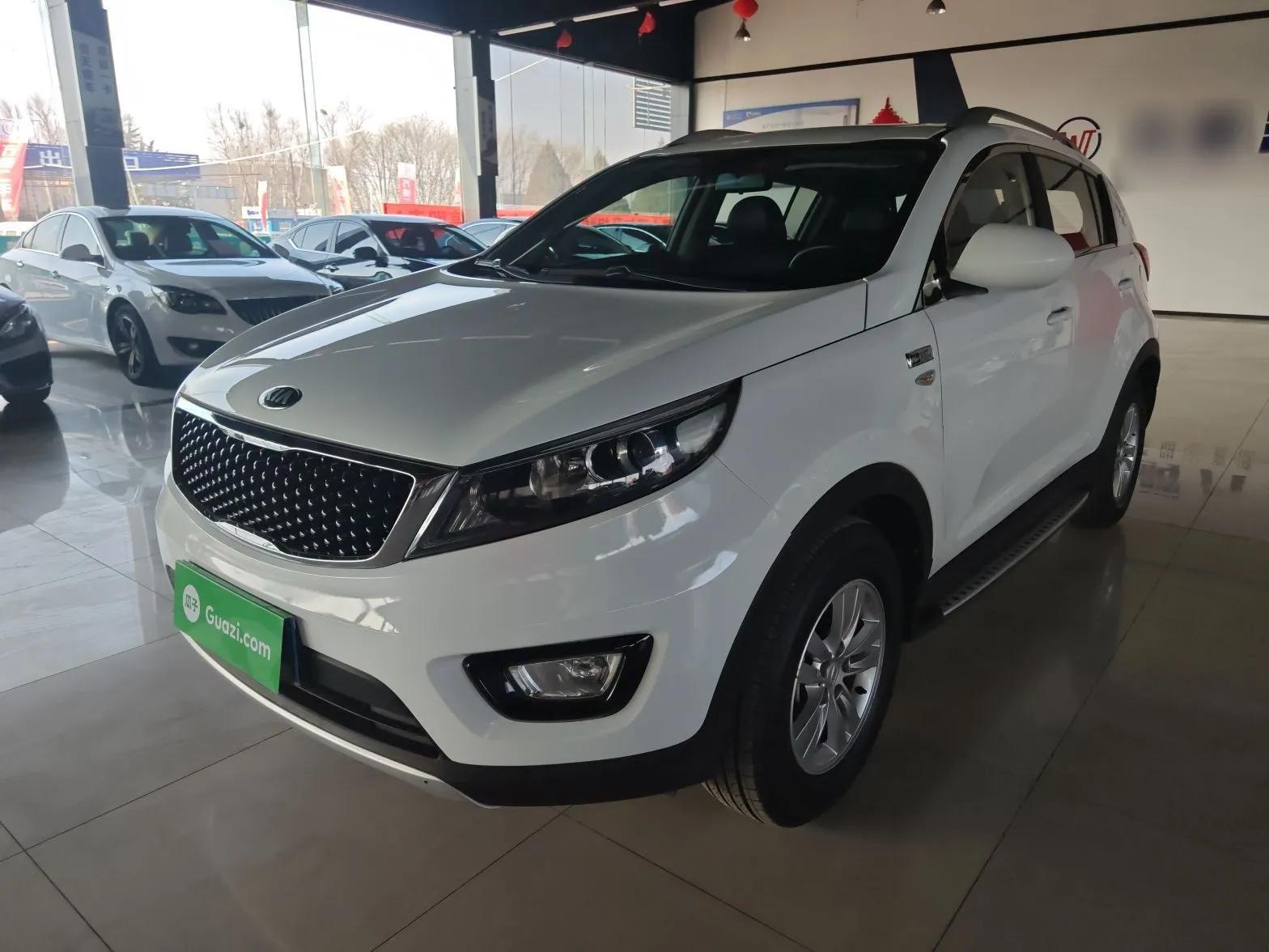 Kia Sportage R 2016 2.0L Automatic Two-Wheel Drive GL — миниатюра 1