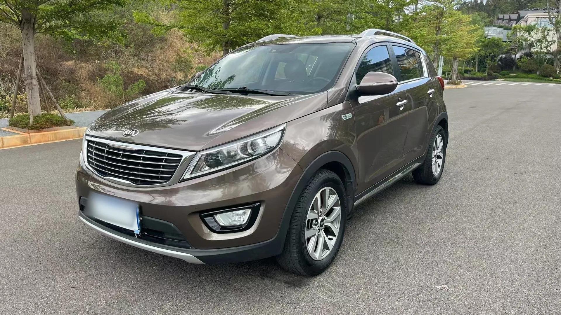 Kia Sportage R 2016 2.0L Automatic Two-Wheel Drive GLS Trim — миниатюра 1