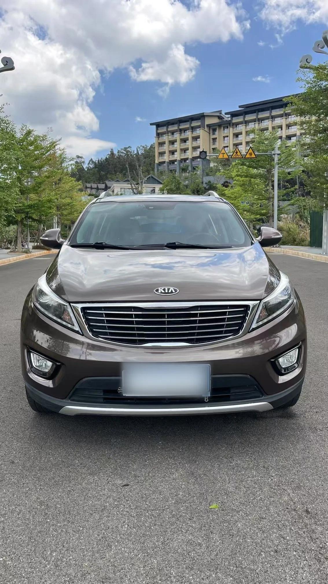 Kia Sportage R 2016 2.0L Automatic Two-Wheel Drive GLS Trim — миниатюра 5